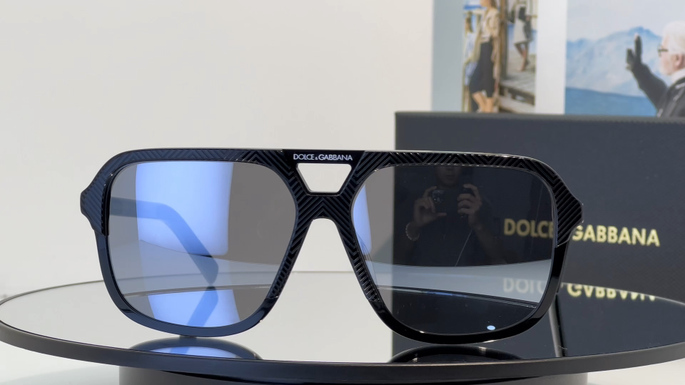Designer Sunglasses DG4354