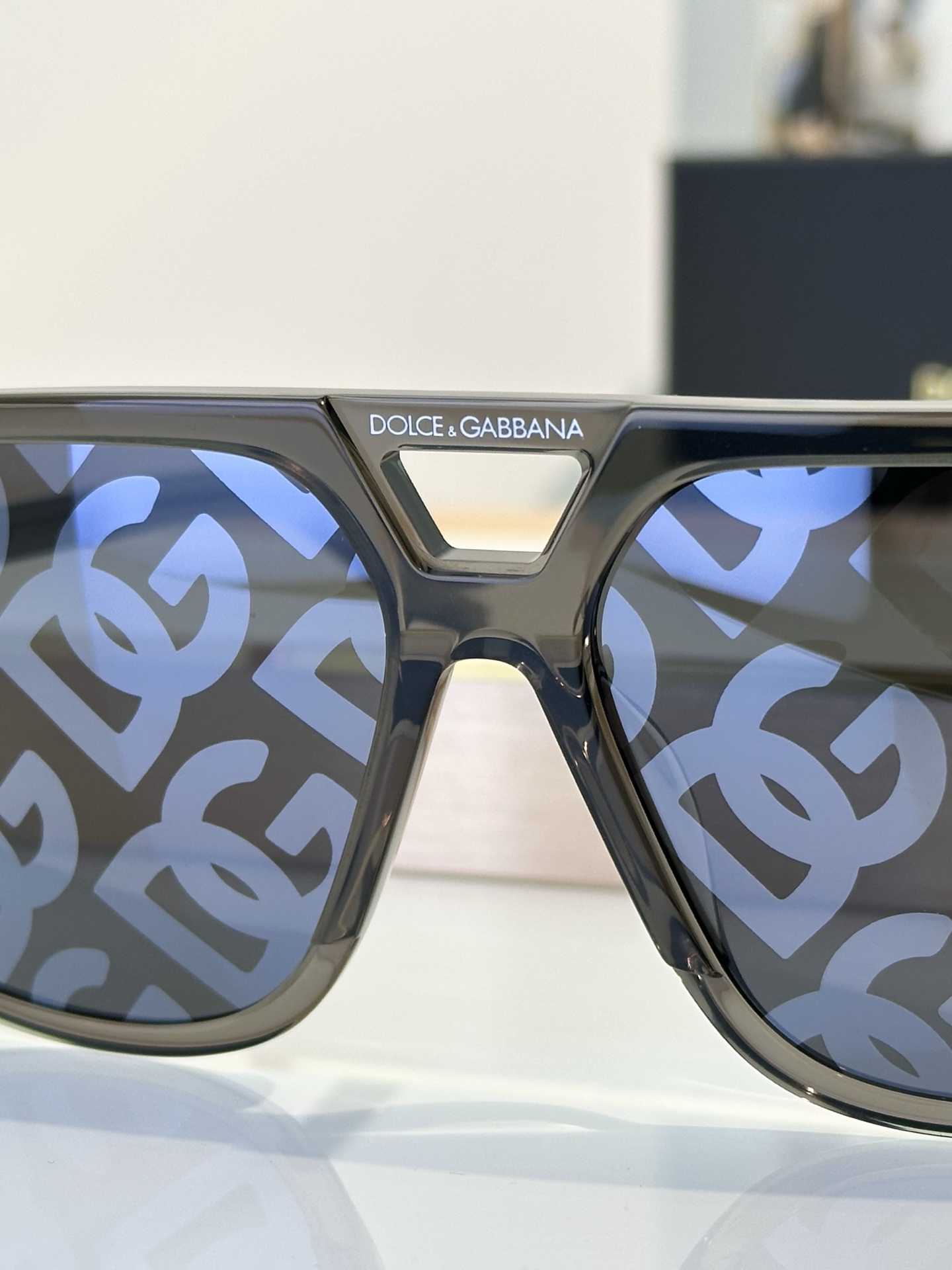 Designer Sunglasses DG4354