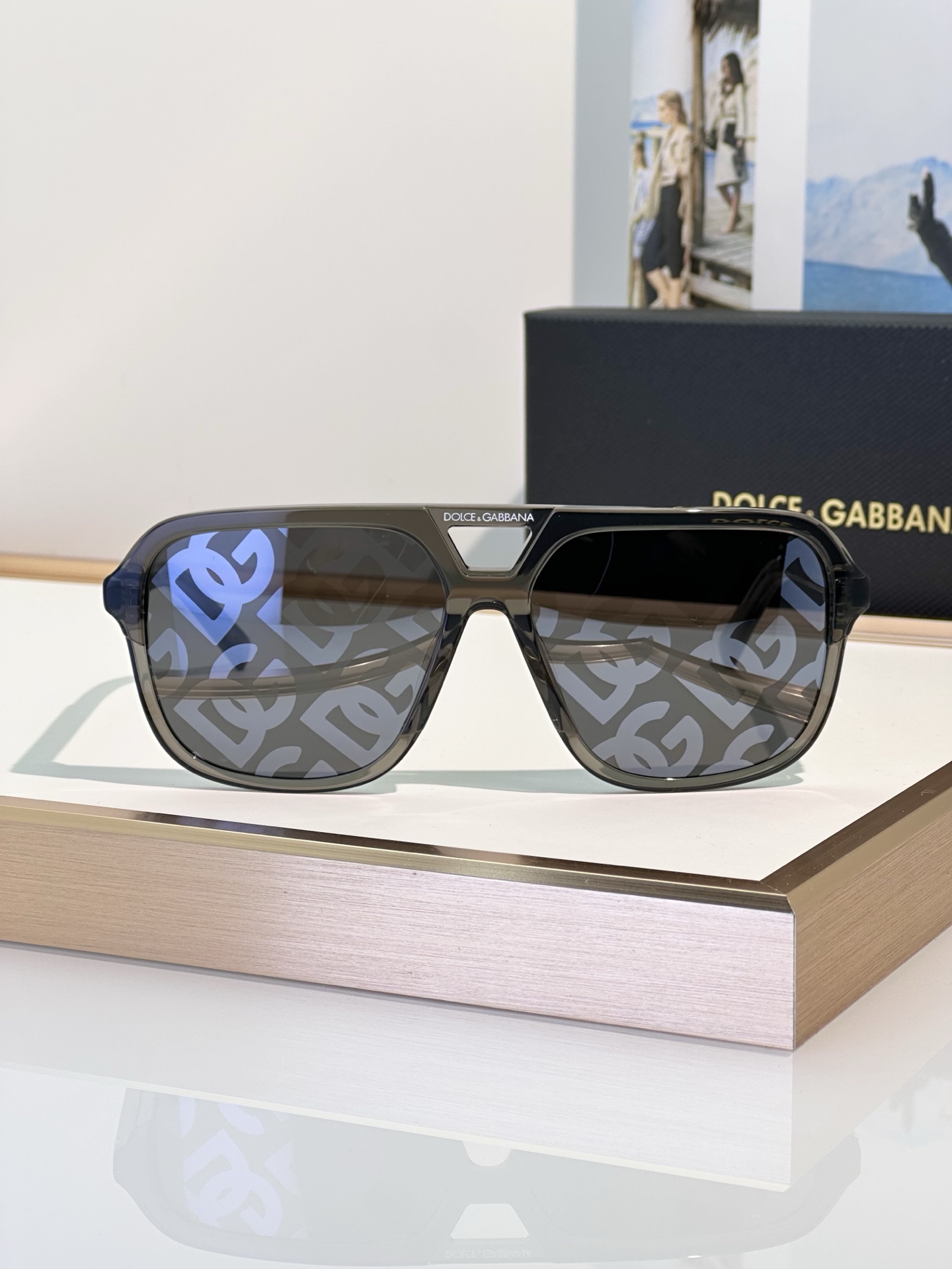 Designer Sunglasses DG4354