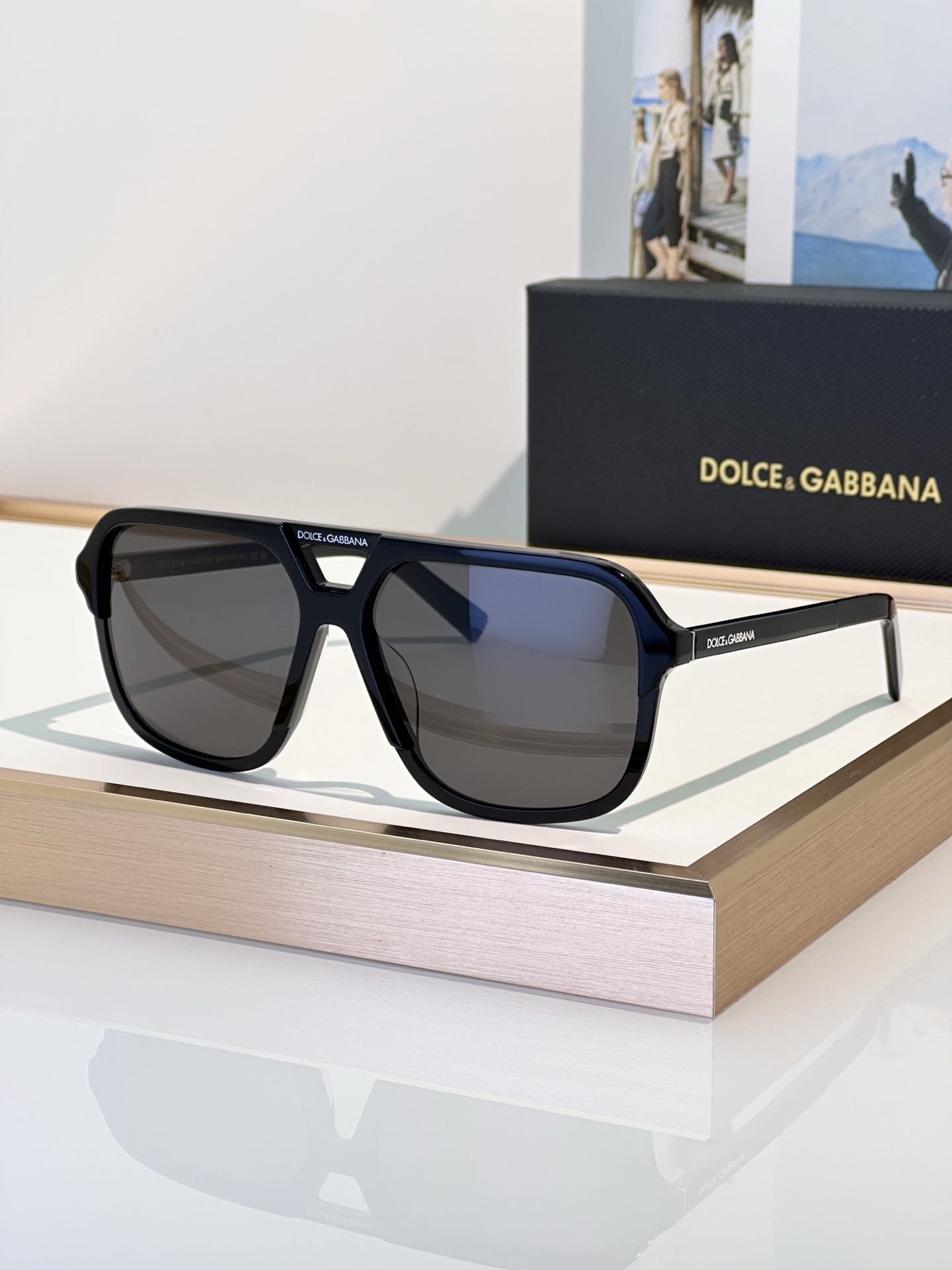 Designer Sunglasses DG4354