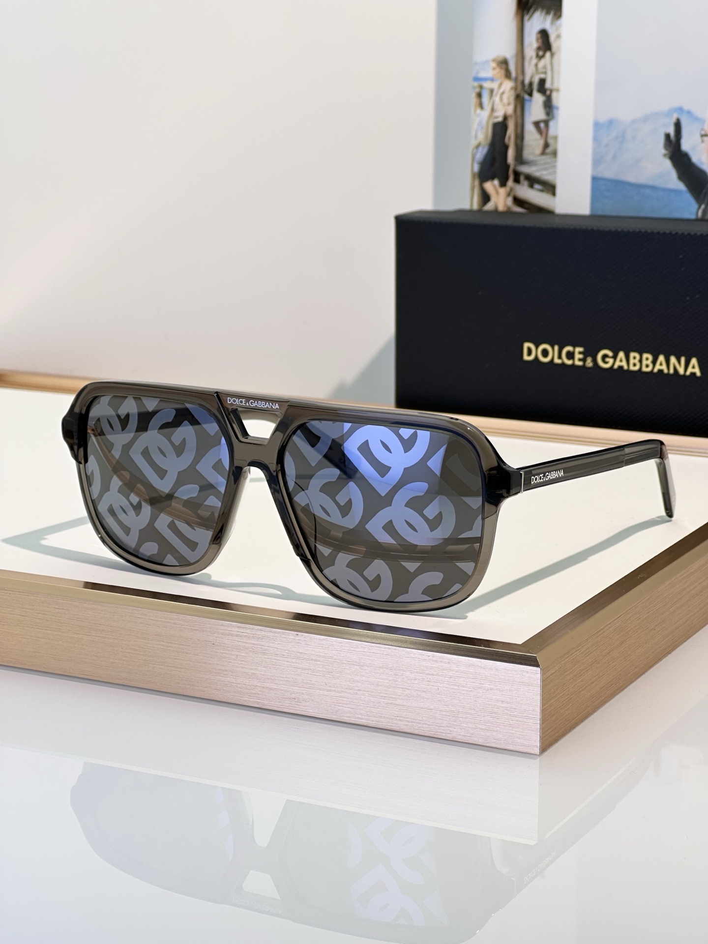 Designer Sunglasses DG4354