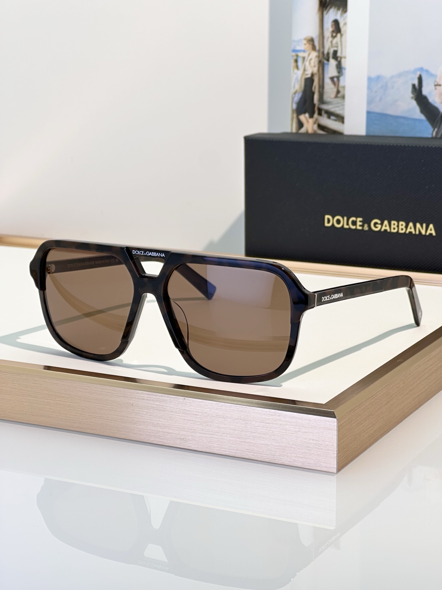 Designer Sunglasses DG4354