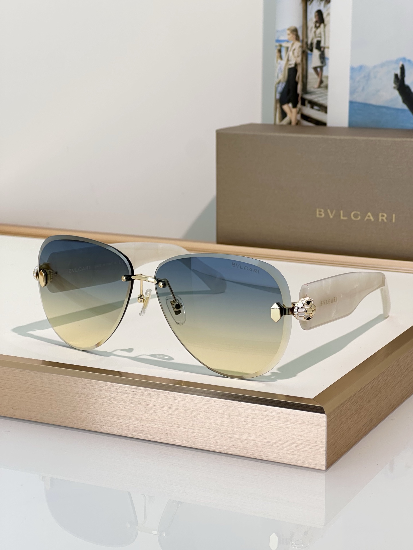 Bvlgari Sunglasses BV40075U