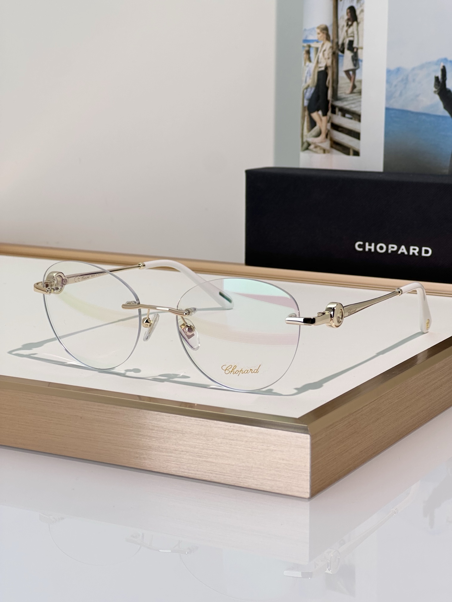 Designer Sunglasses VCHG77J