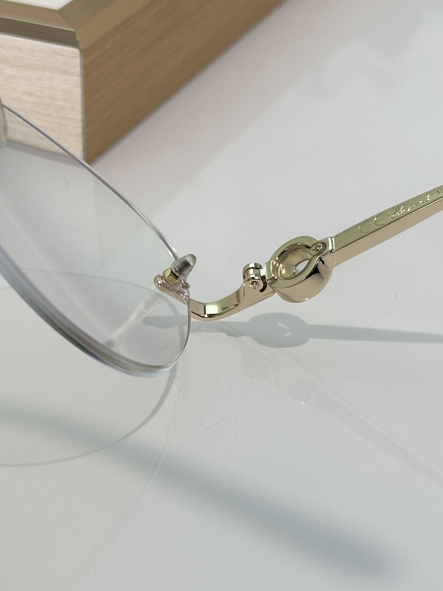 Designer Sunglasses VCHG77J