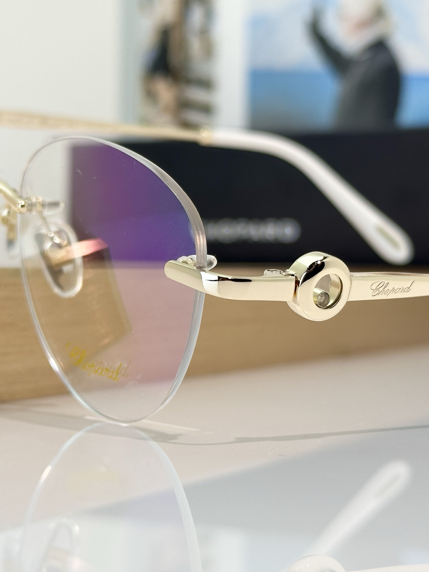 Designer Sunglasses VCHG77J