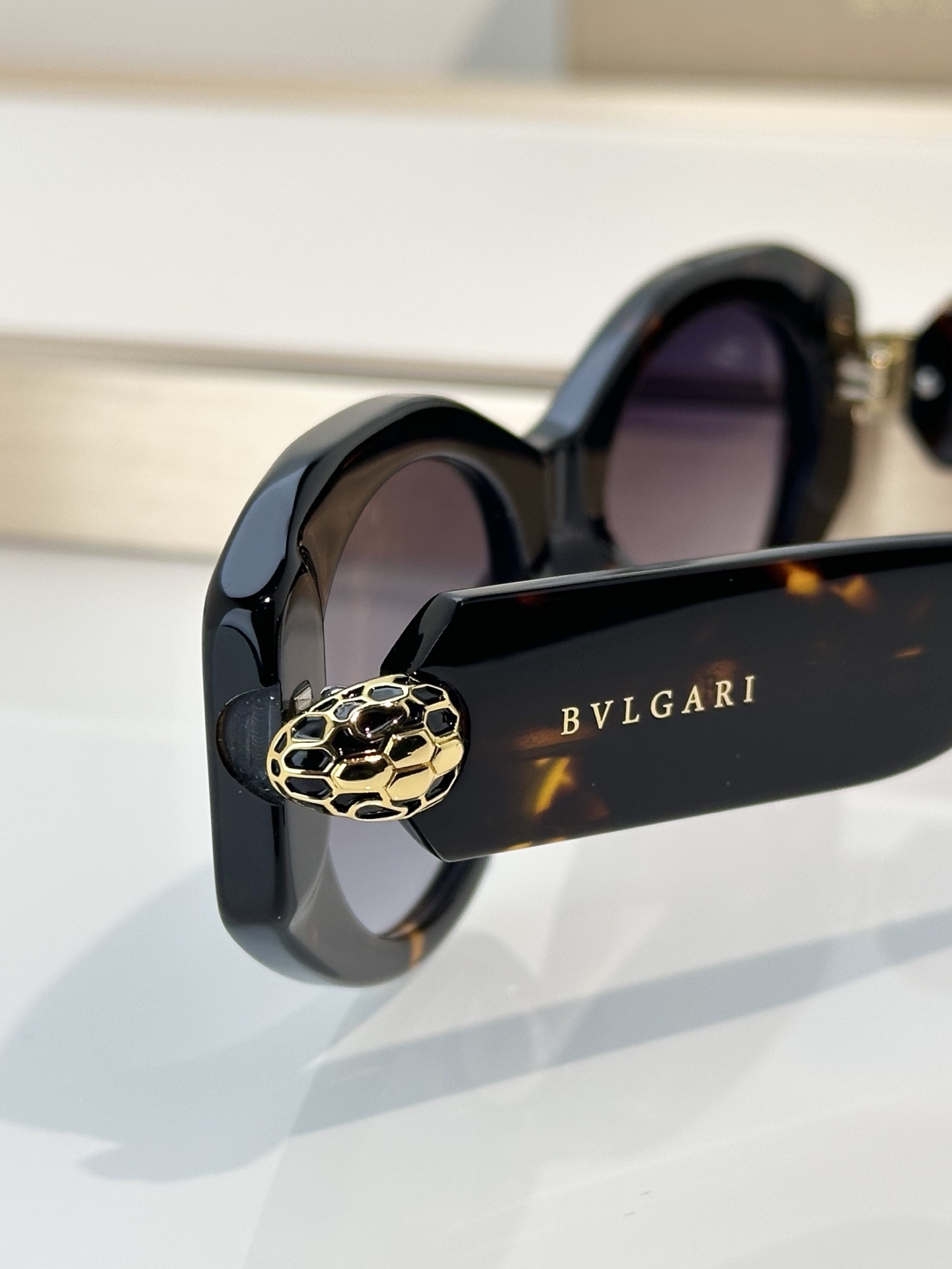 Bvlgari Sunglasses BV40007I