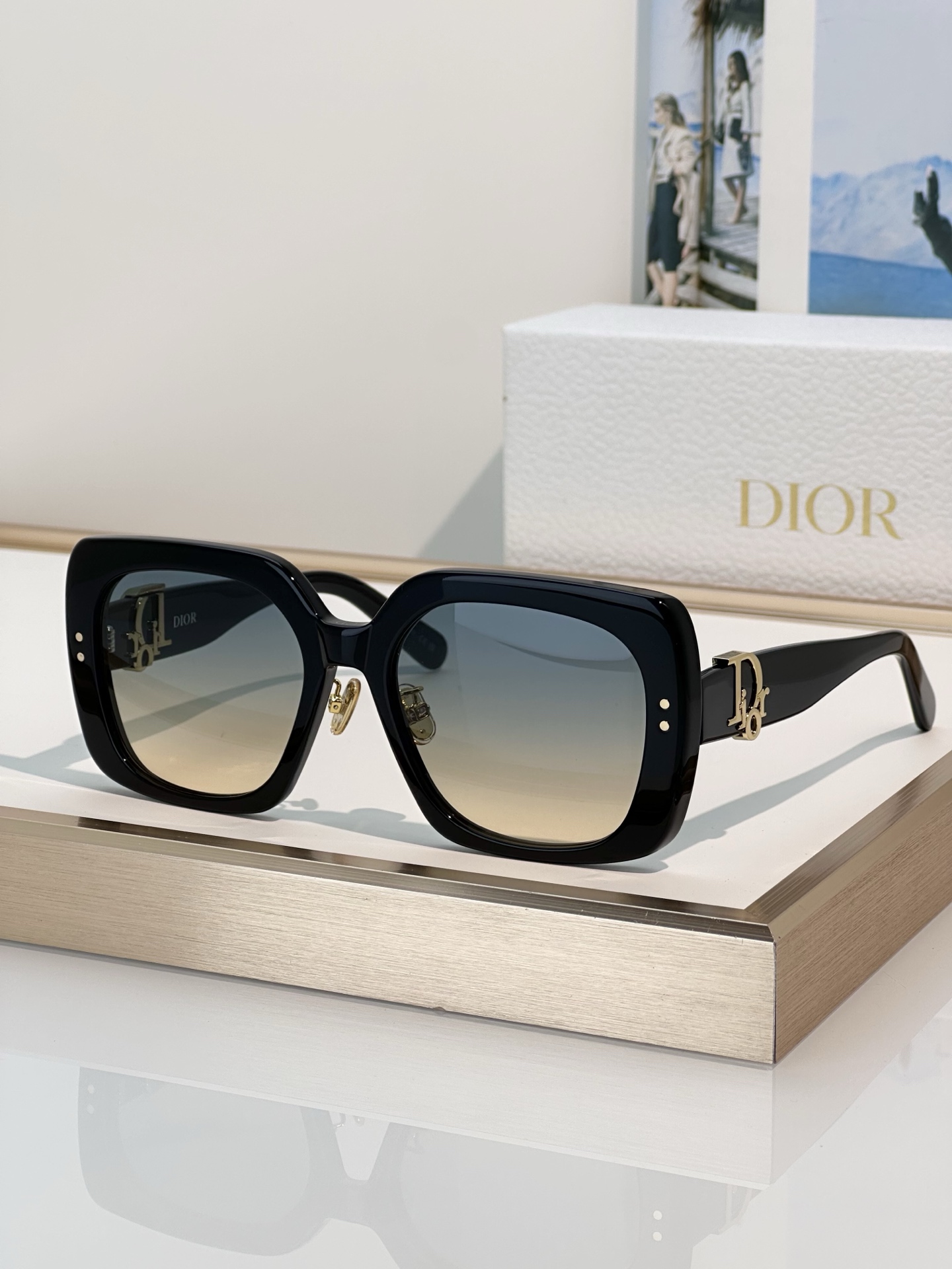 Солнечные очки DIOR Oblique S1F