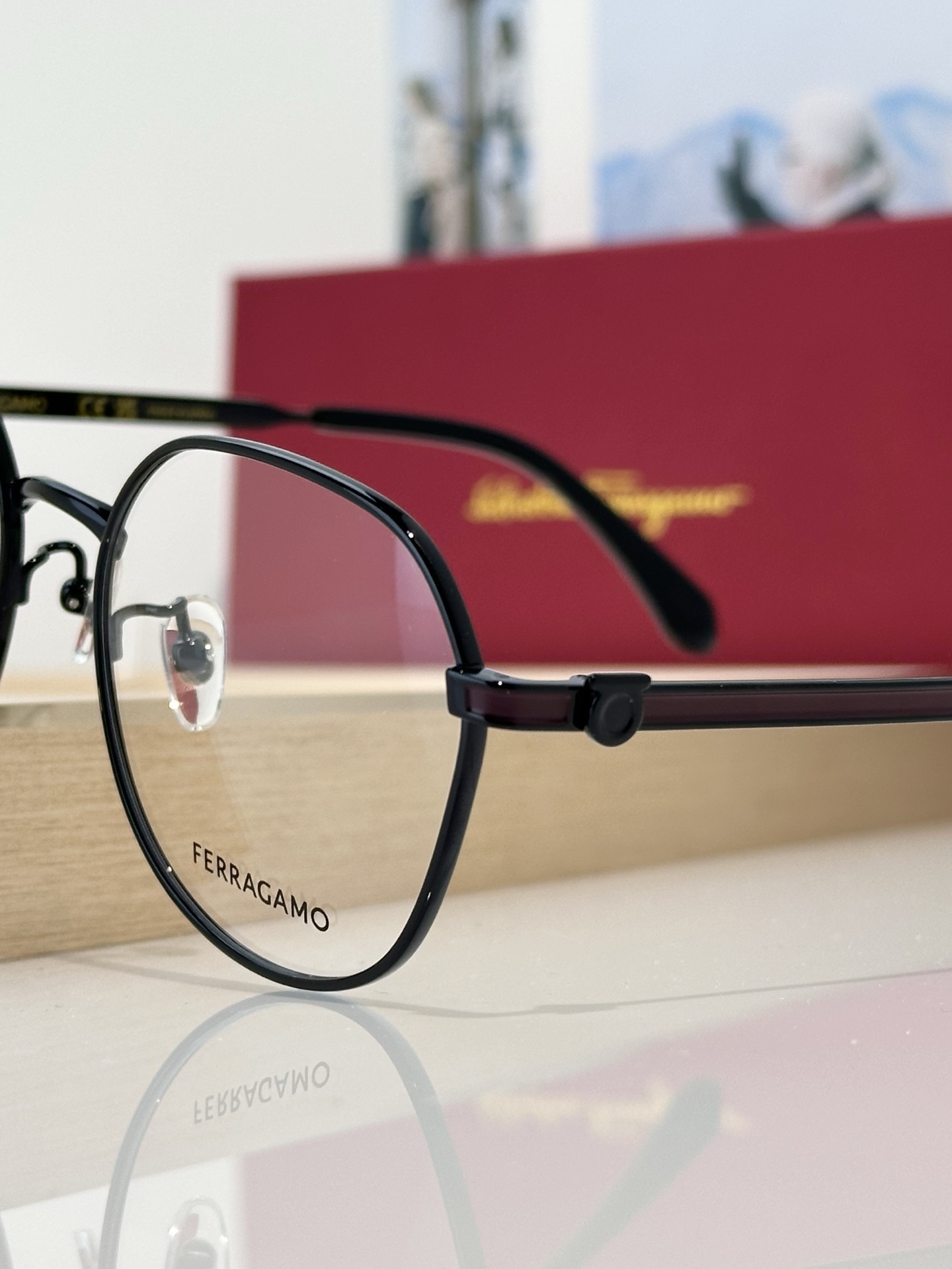 Ferragamo Ferragam*