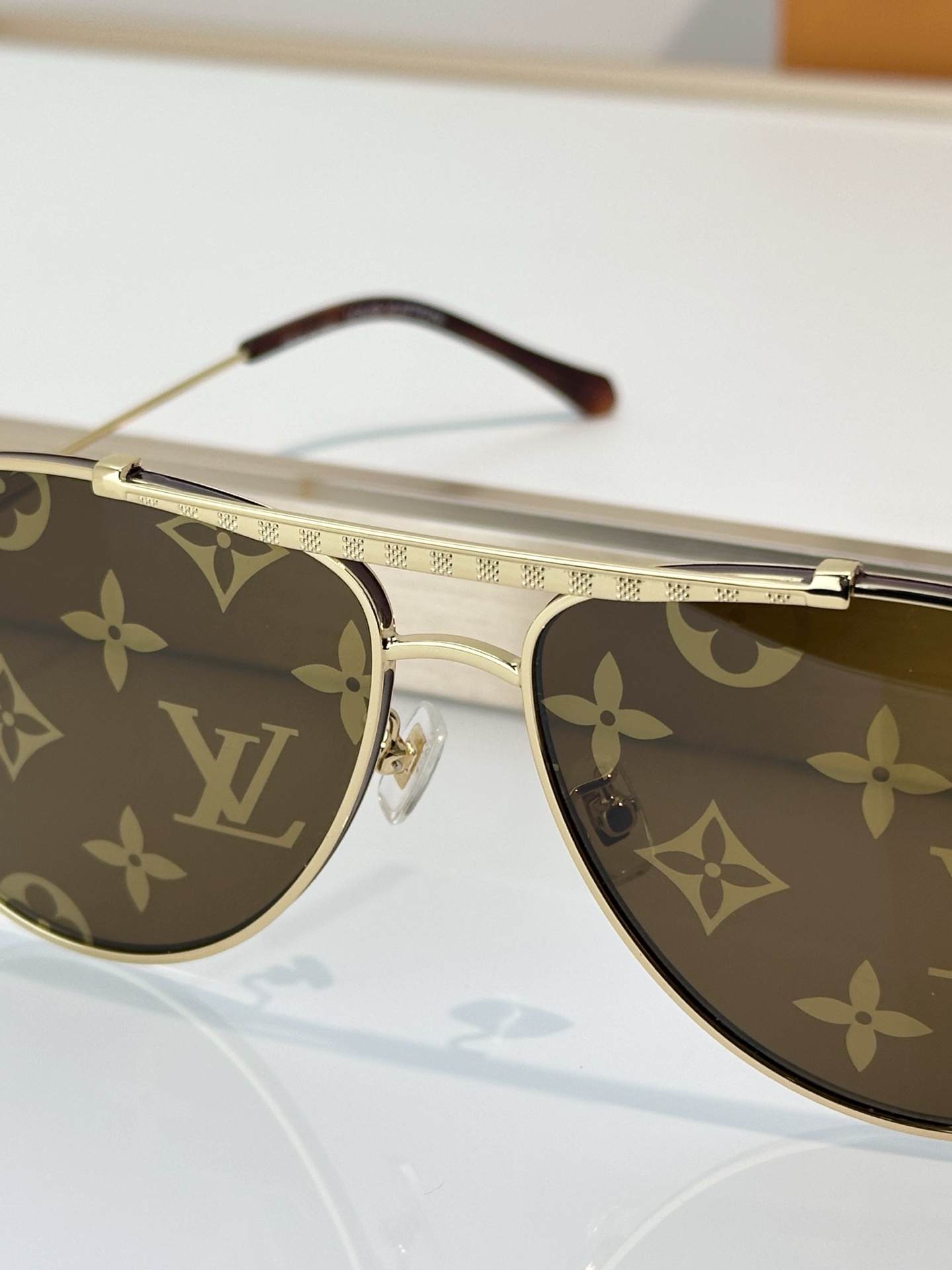 Louis Vuitton Louis Vuitto*