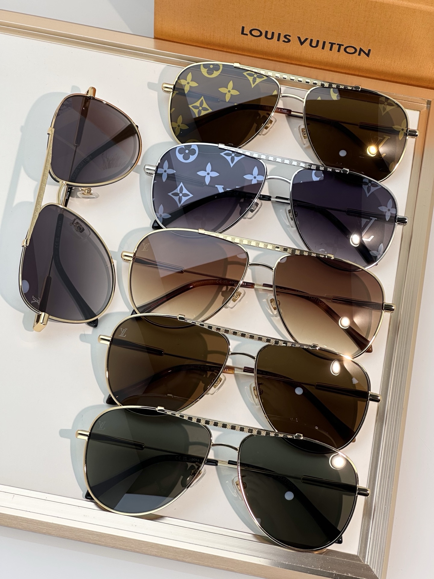 Louis Vuitton Louis Vuitto*