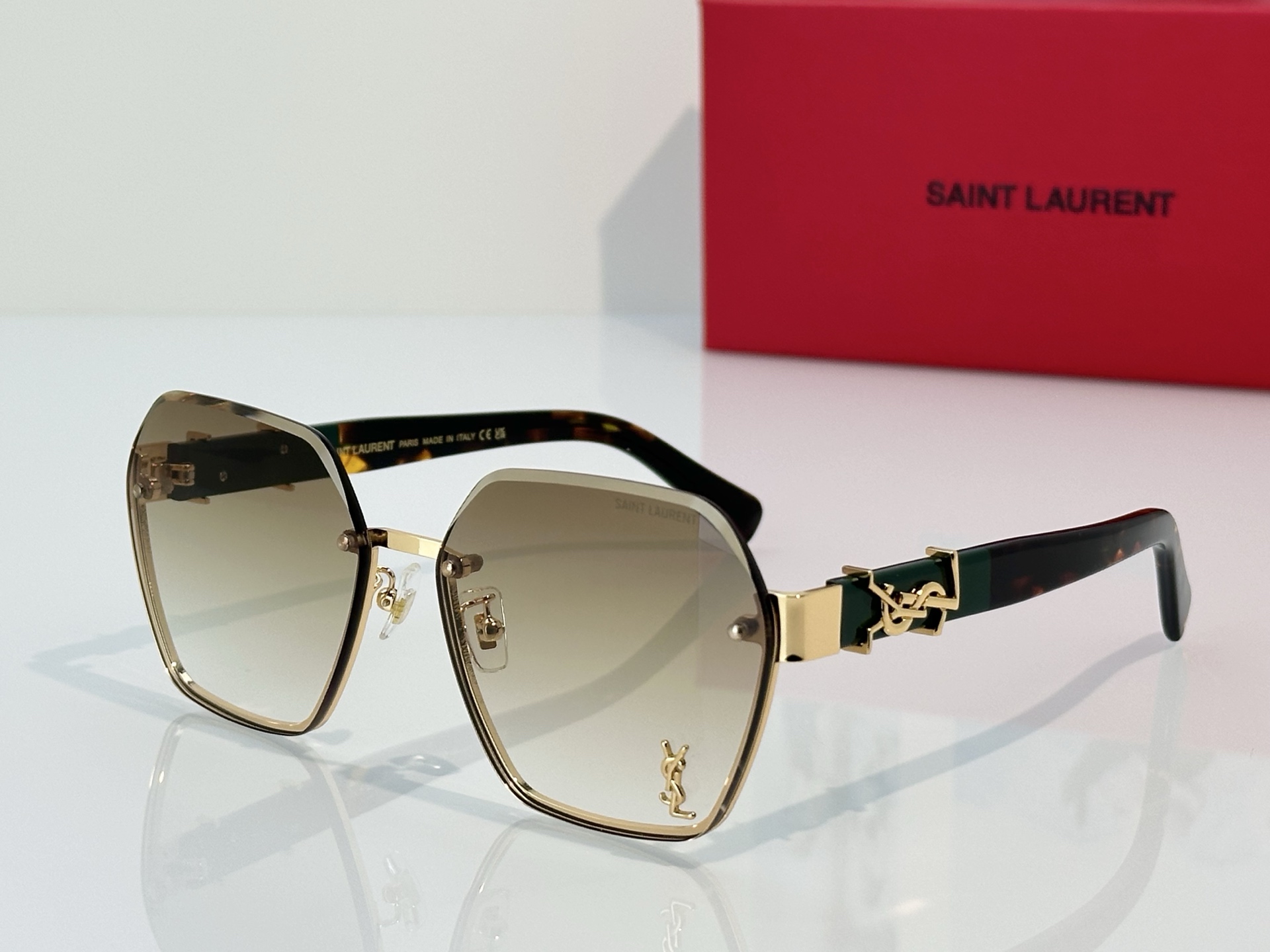 Saint Laurent Saint Lauren*