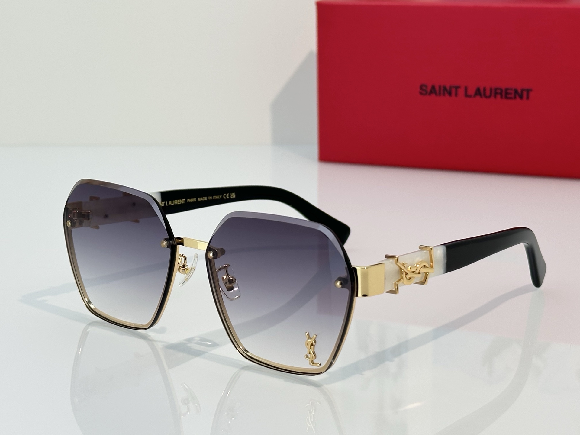 Saint Laurent Saint Lauren*