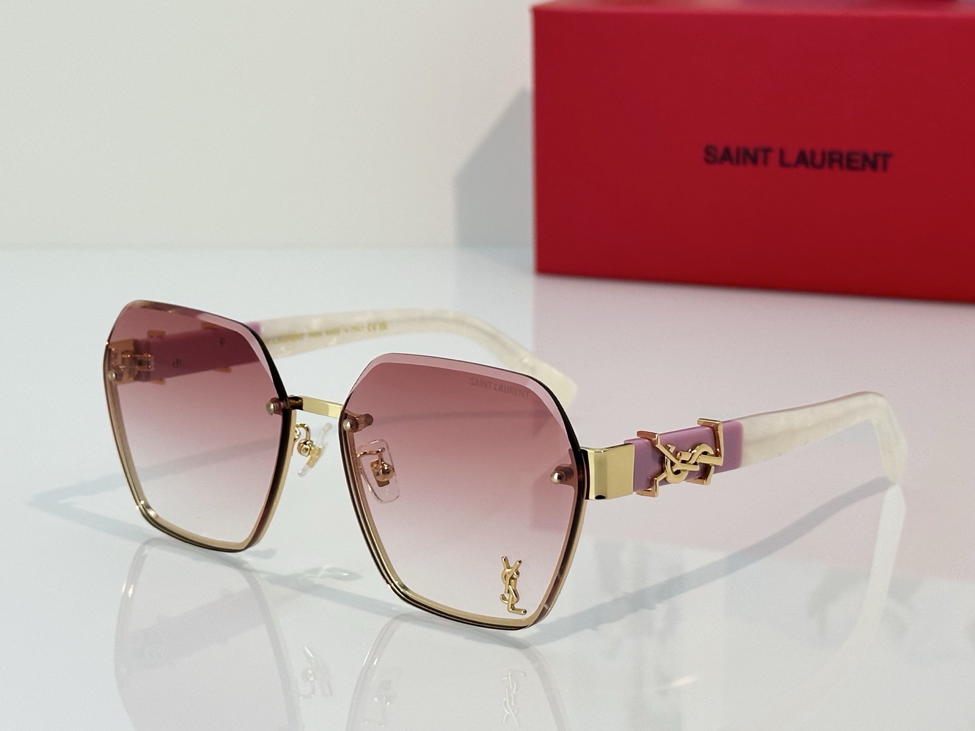 Saint Laurent Saint Lauren*