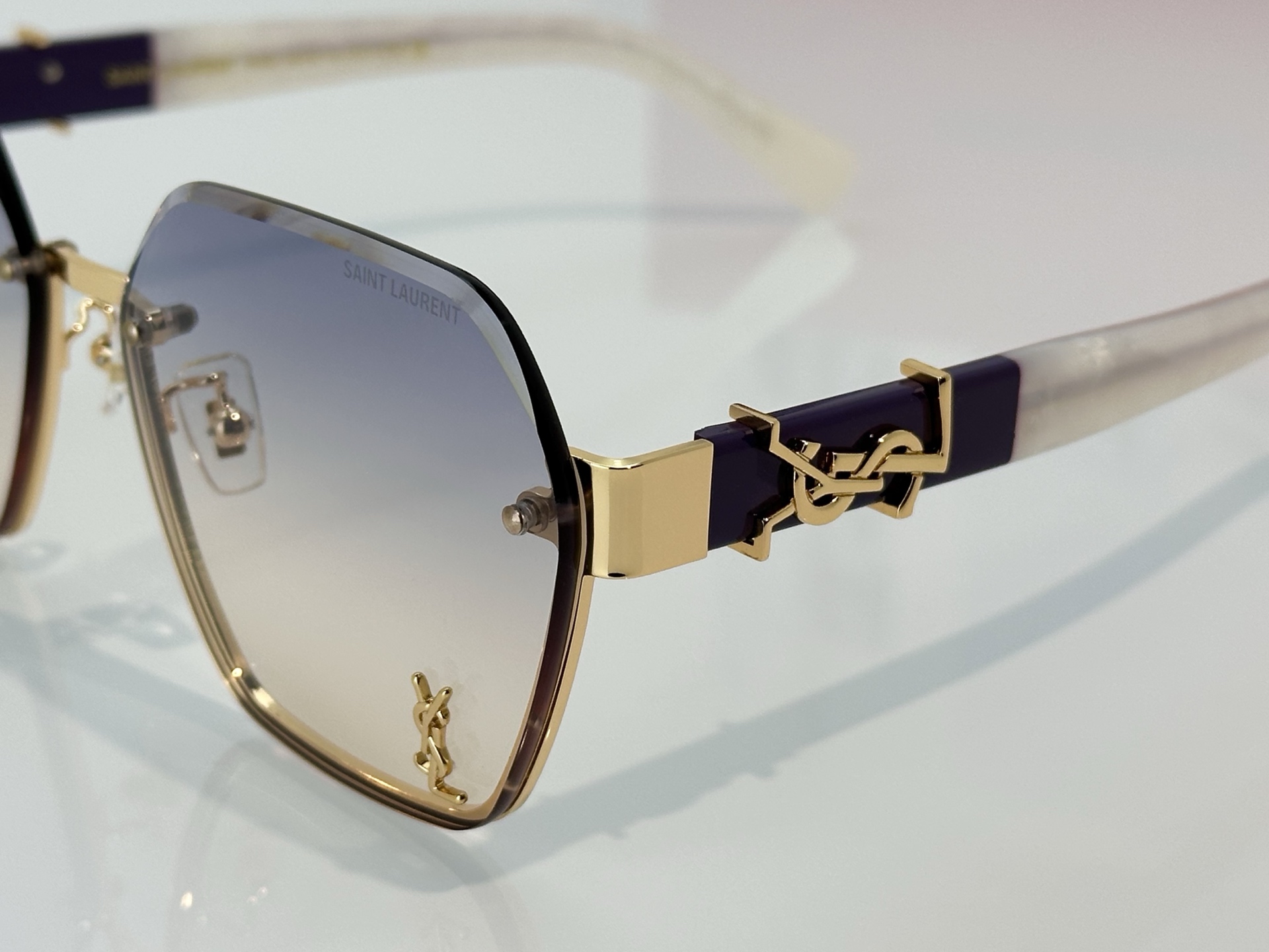 Saint Laurent Saint Lauren*