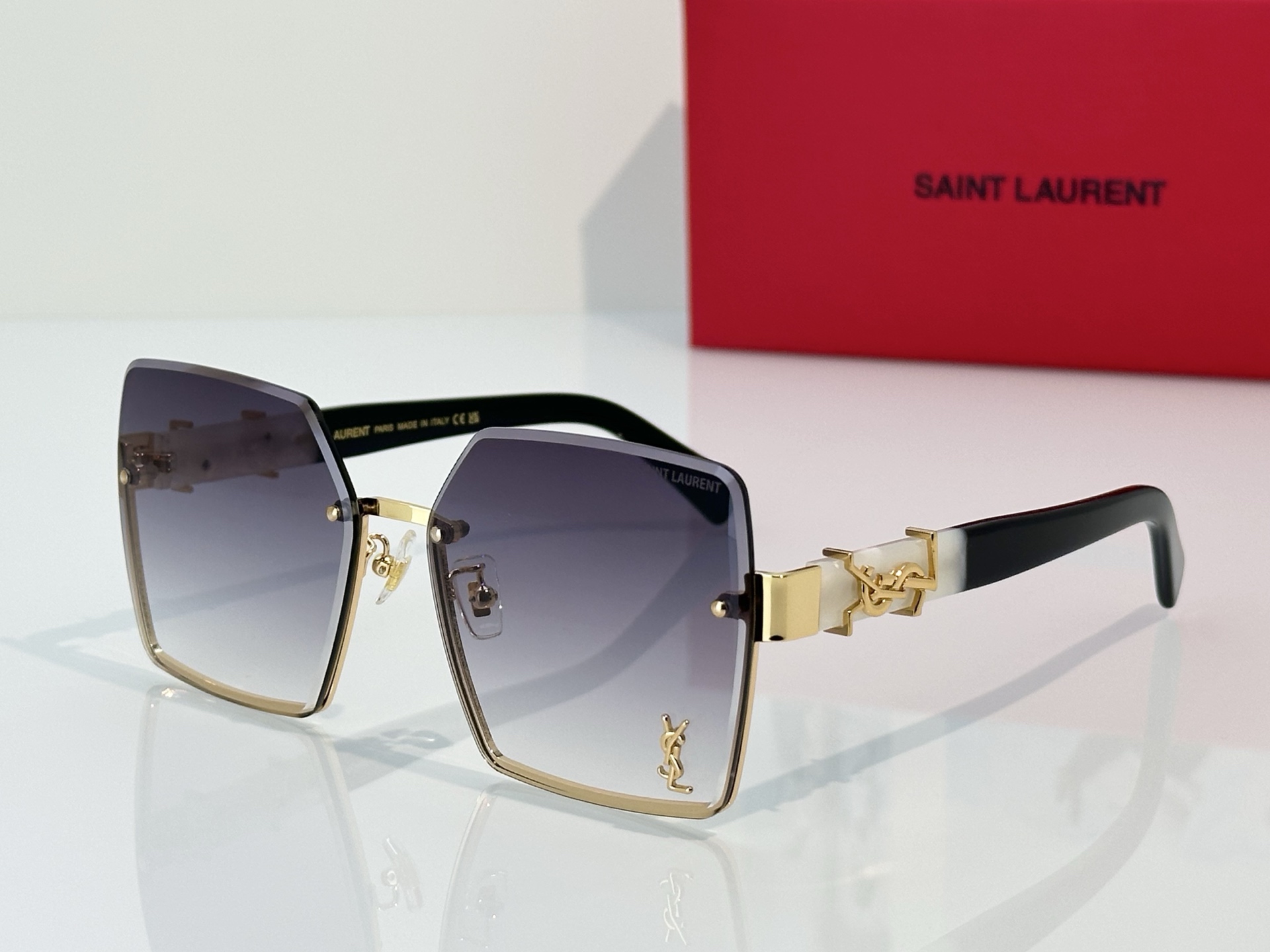 Saint Laurent Saint Lauren*