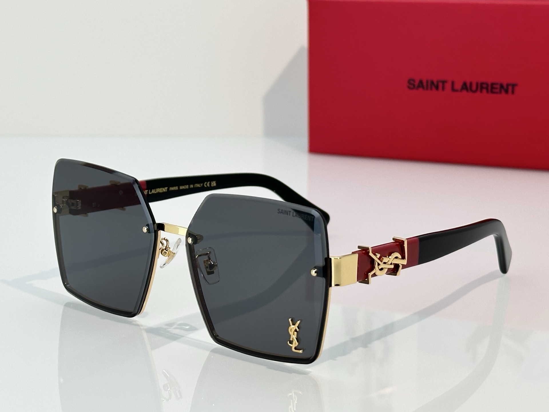 Saint Laurent Saint Lauren*
