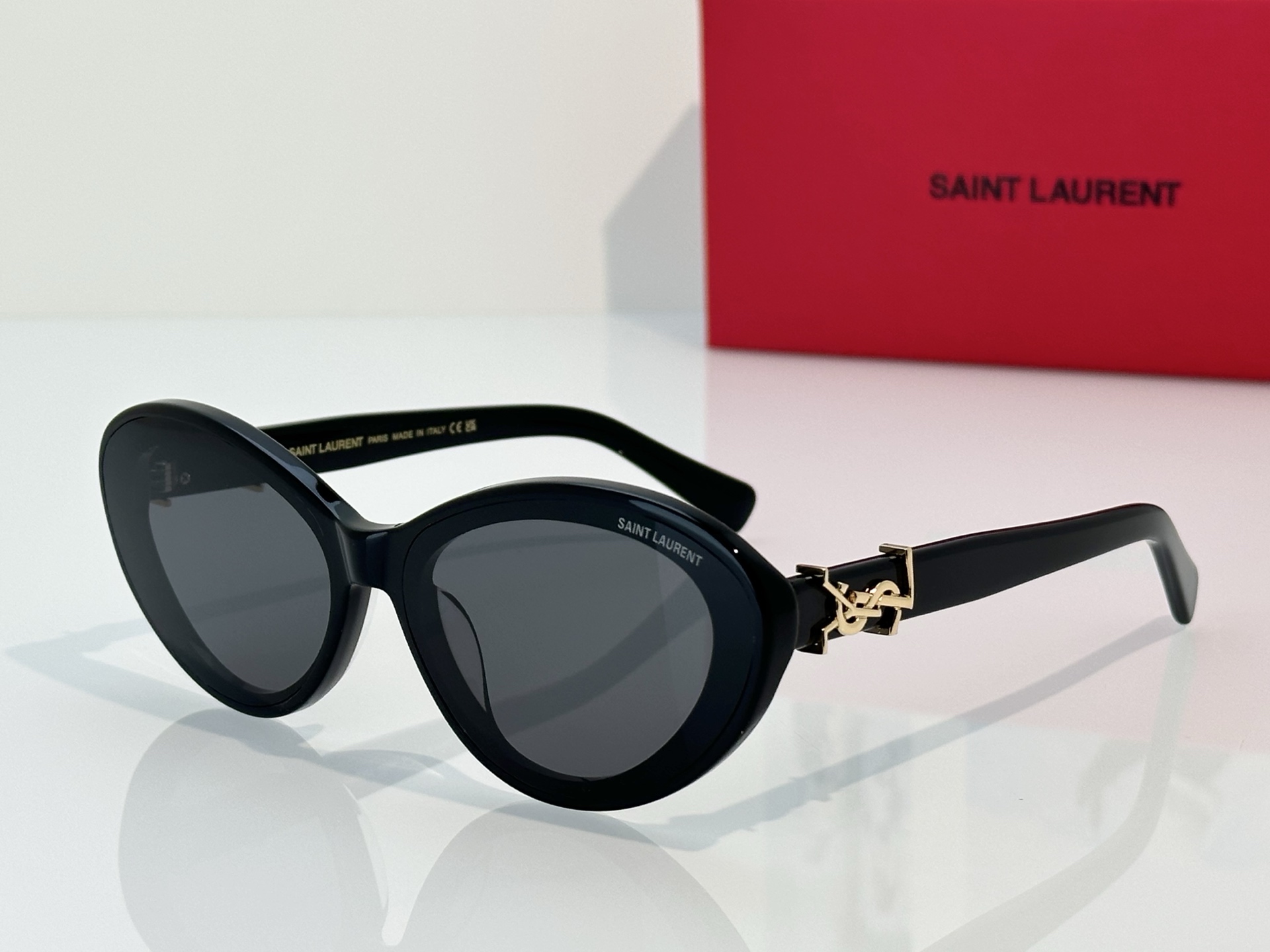 Saint Laurent Saint Lauren*