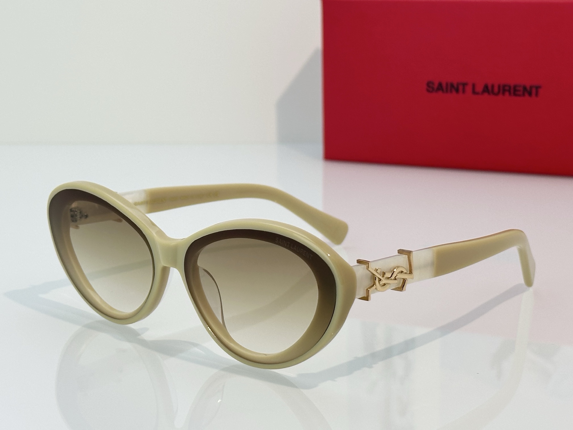 Saint Laurent Saint Lauren*