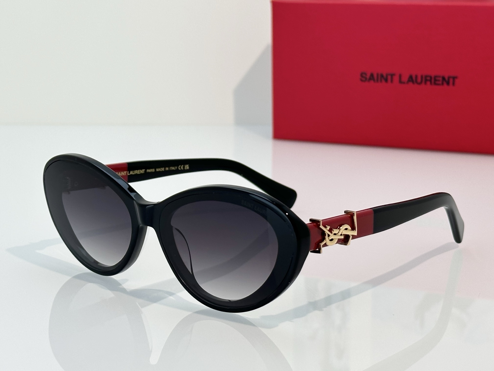 Saint Laurent Saint Lauren*