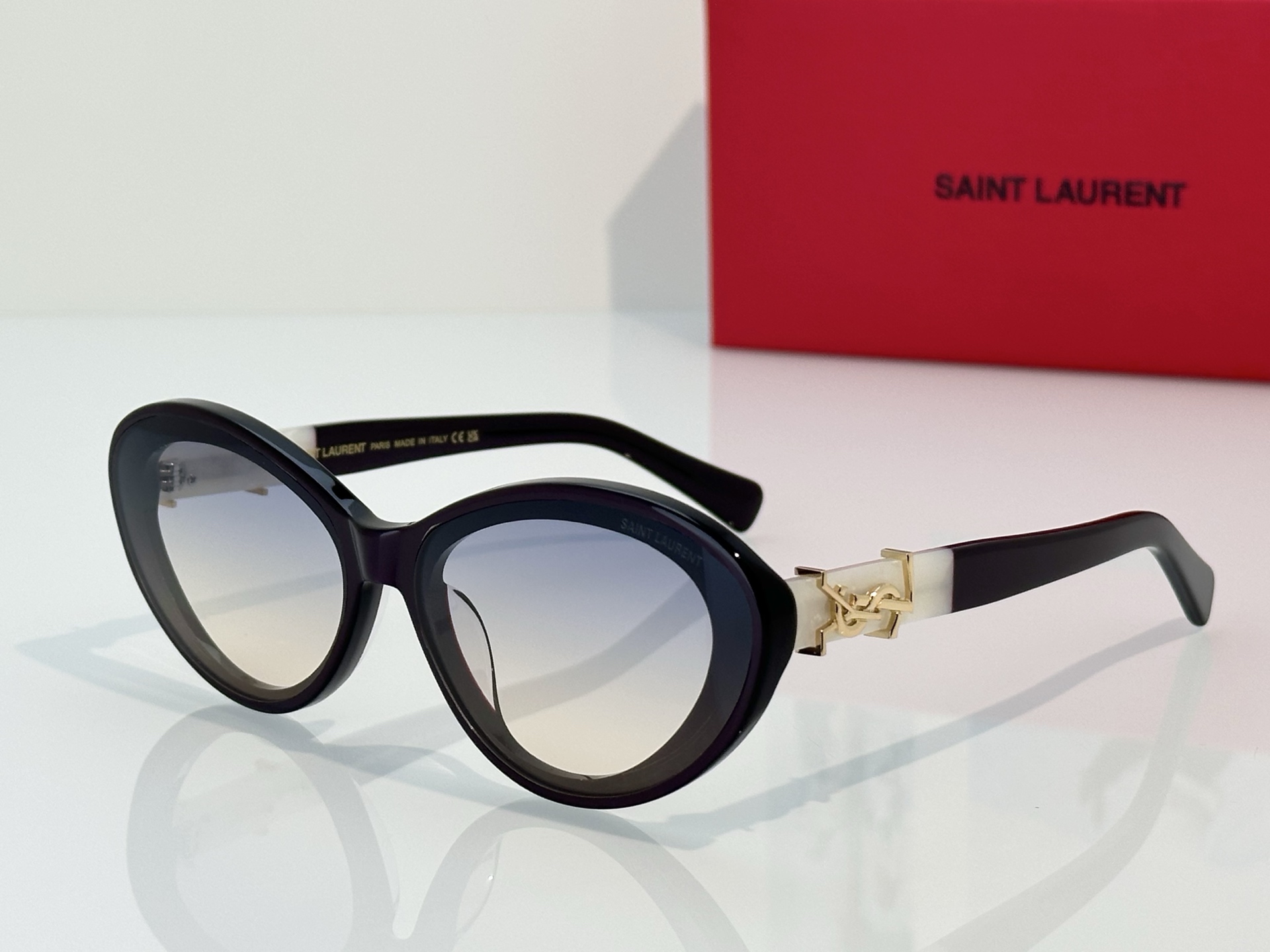 Saint Laurent Saint Lauren*