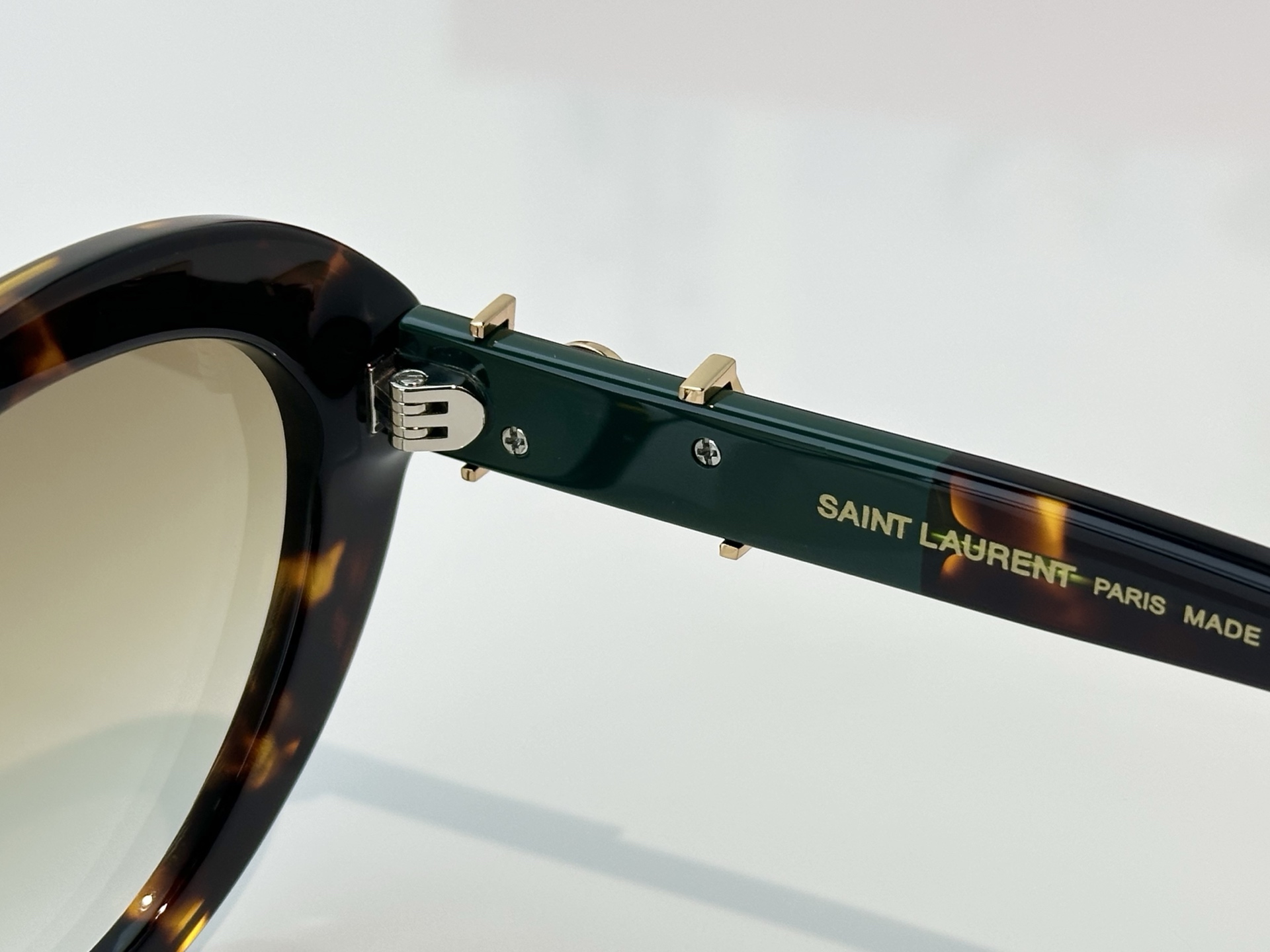 Saint Laurent Saint Lauren*