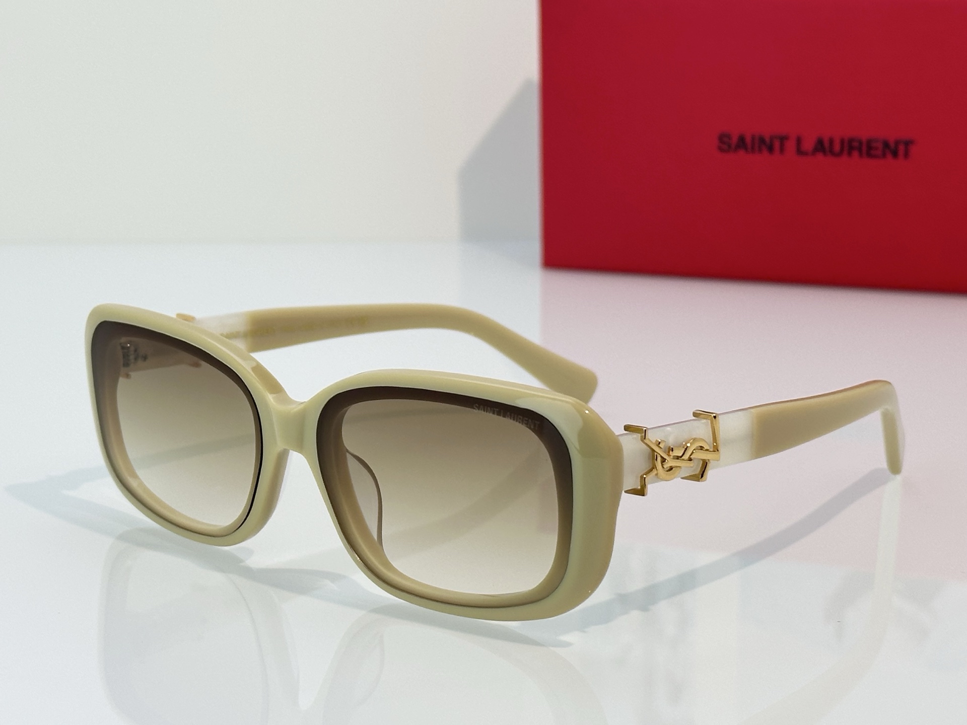 Saint Laurent Saint Lauren*