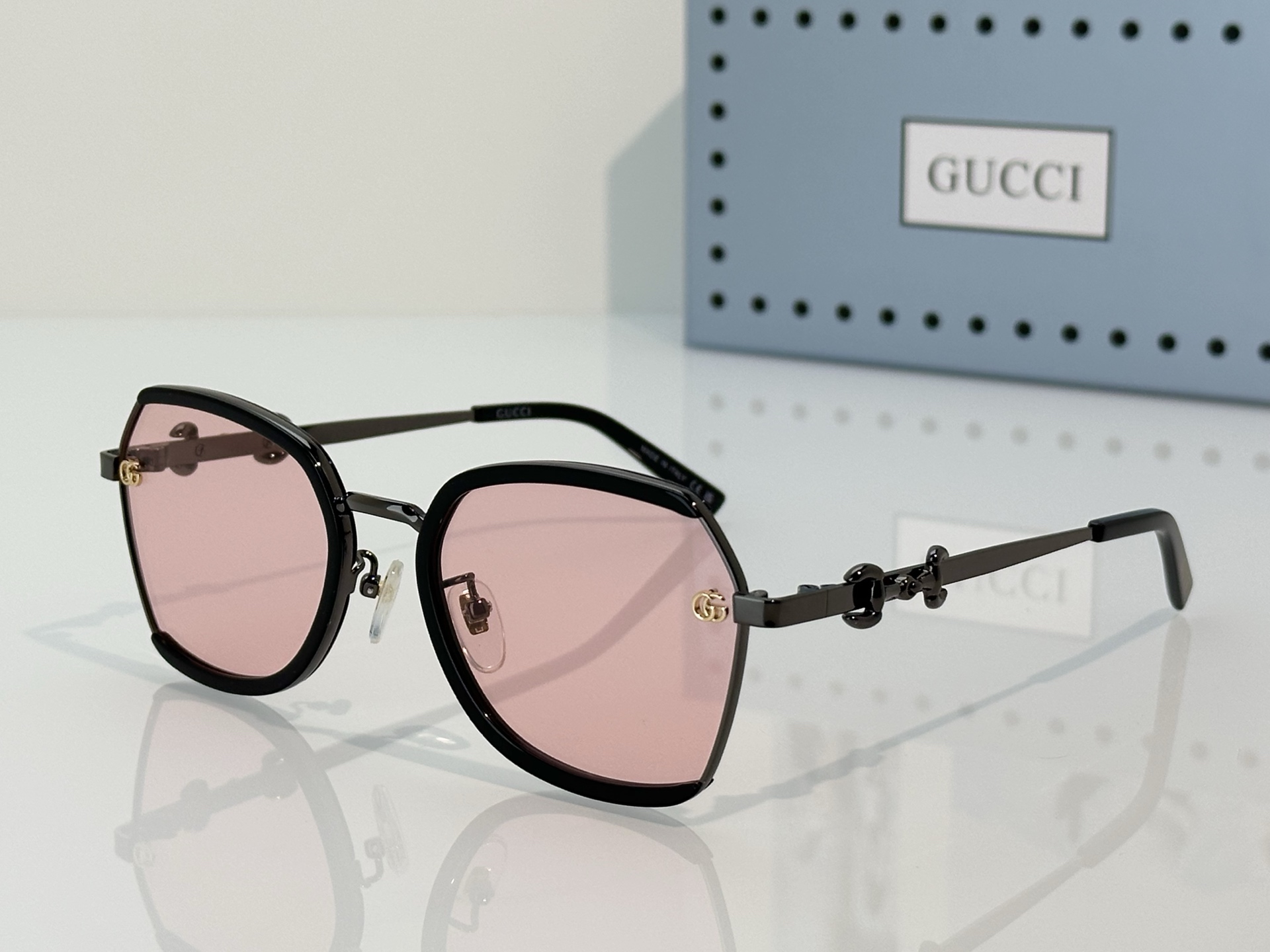 Gucci Gucc*