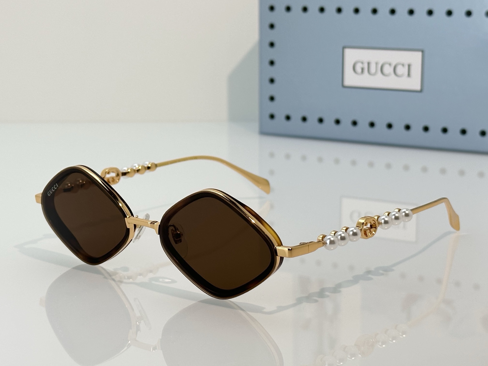 Gucci Gucc*