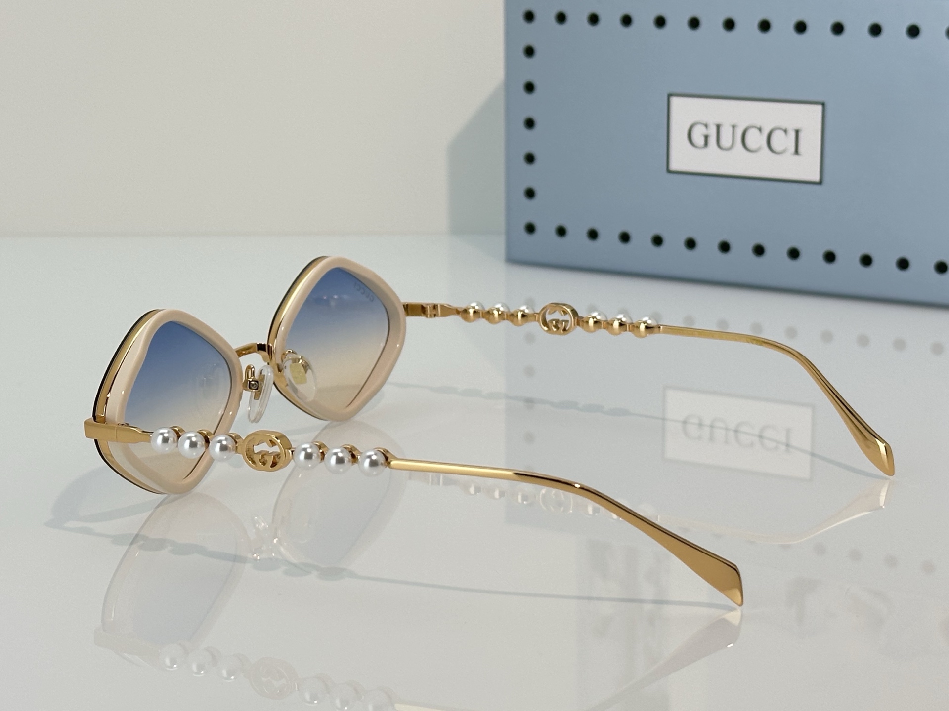 Gucci Gucc*