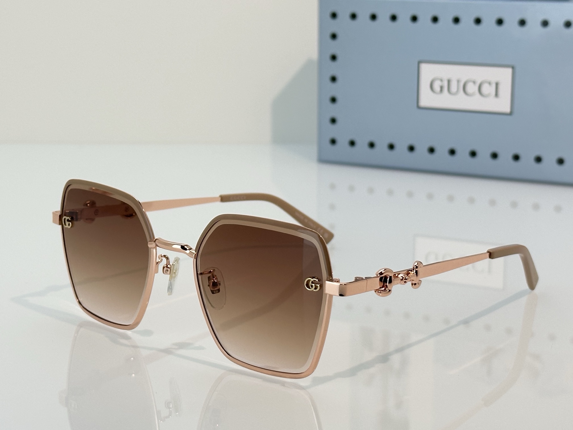Gucci Gucc*