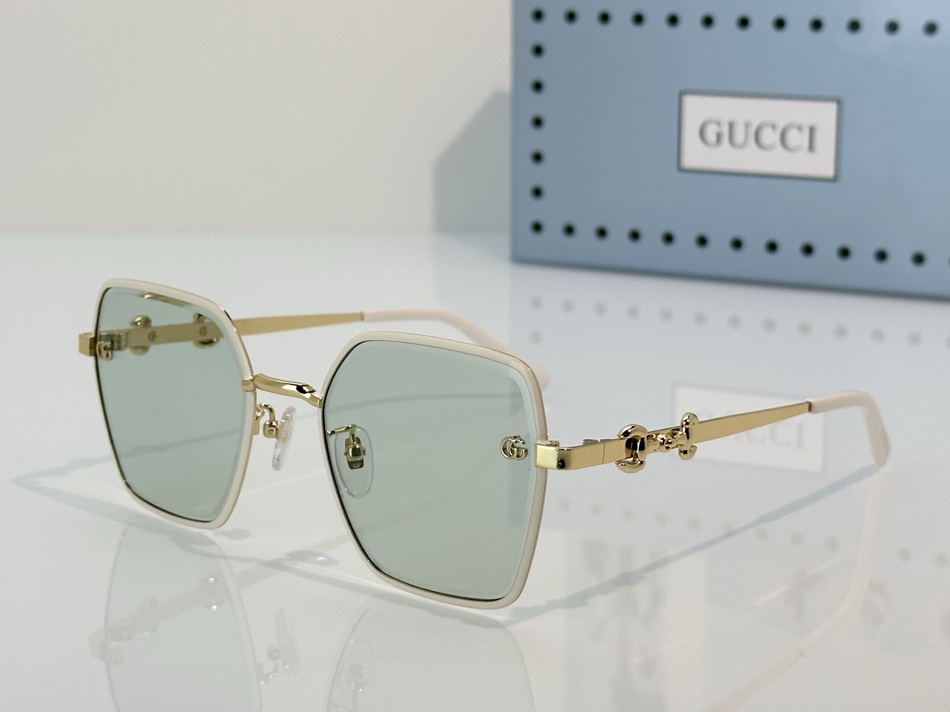 Gucci Gucc*