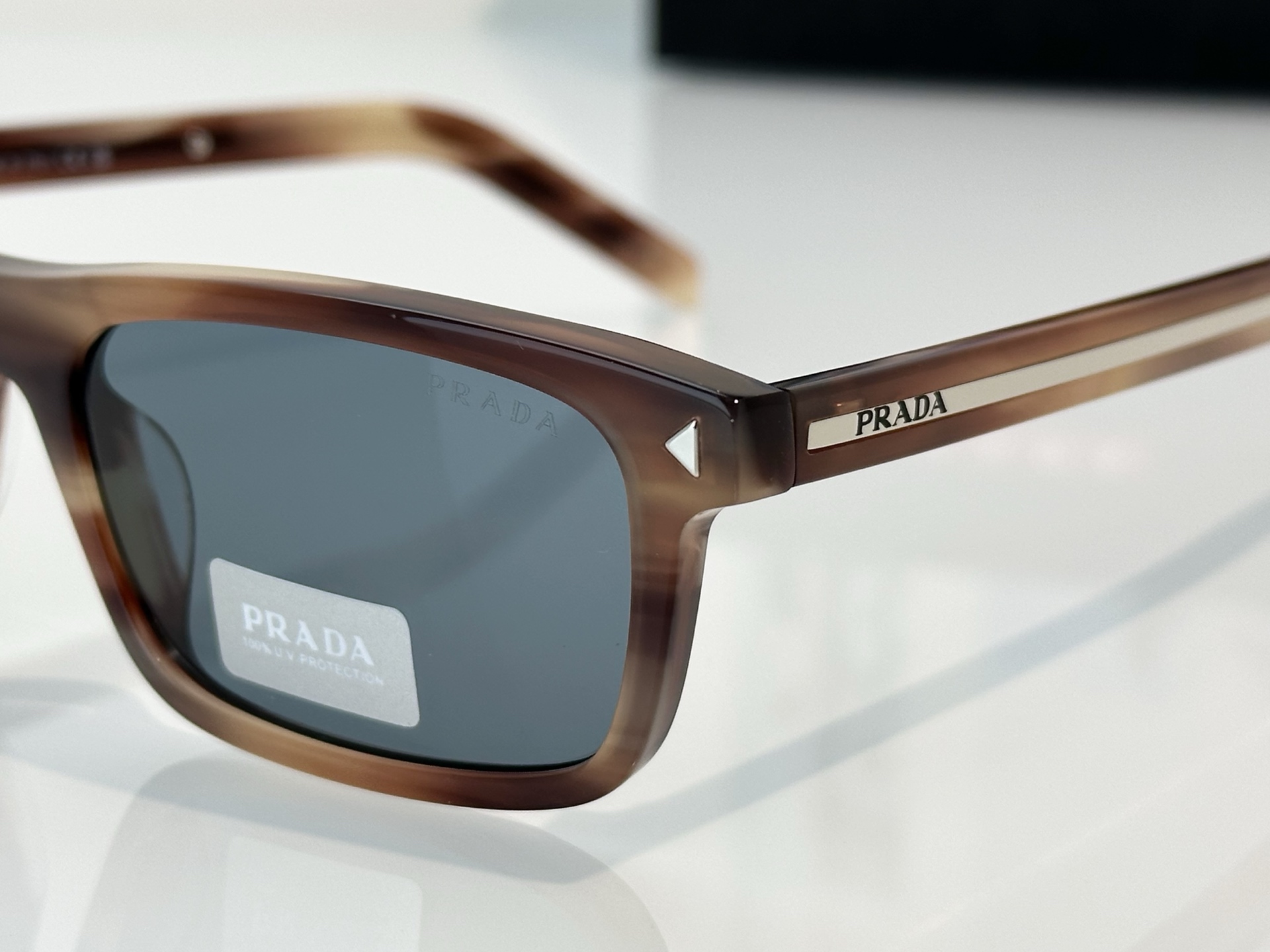 Prada Prad*