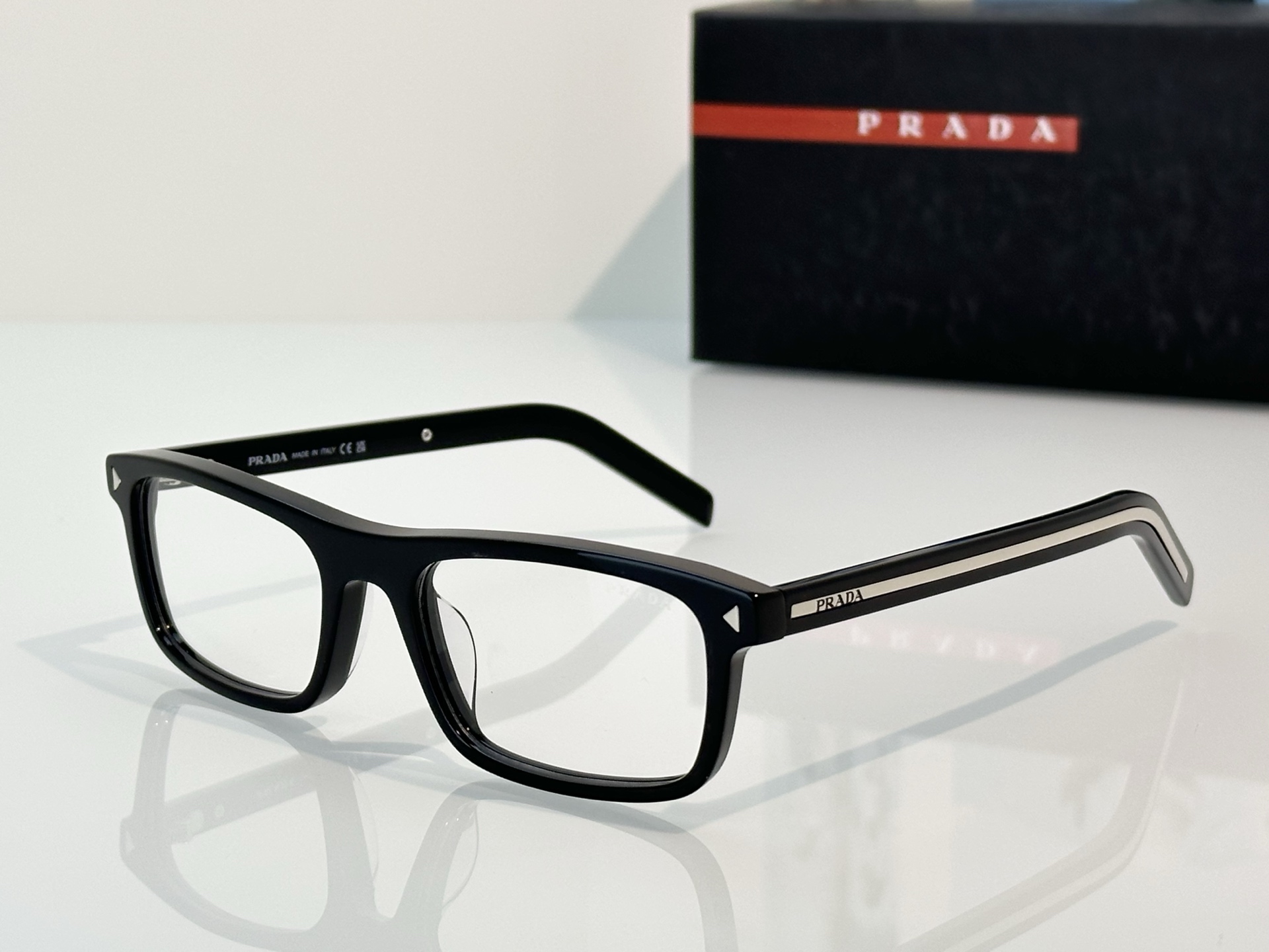Prada Prad*