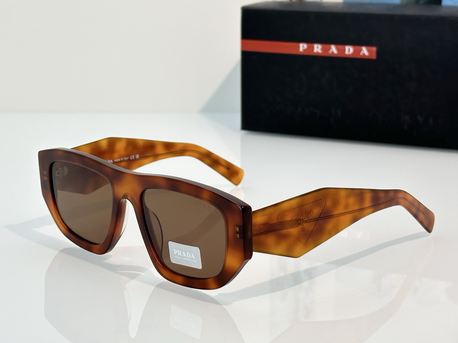 Prada Prad*