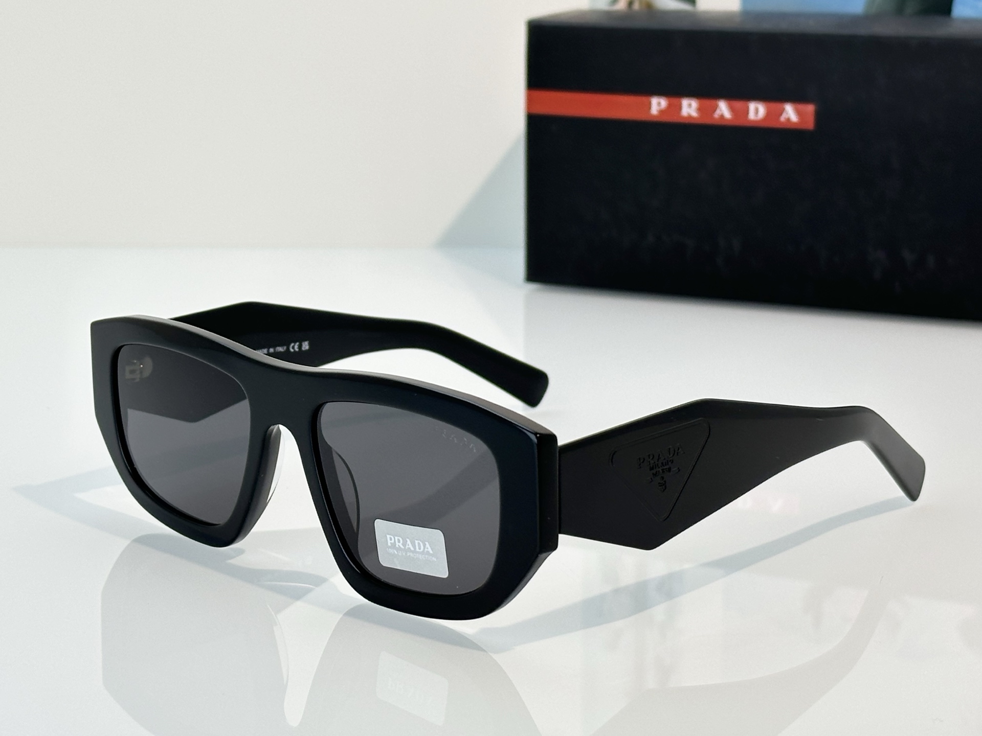 Prada Prad*