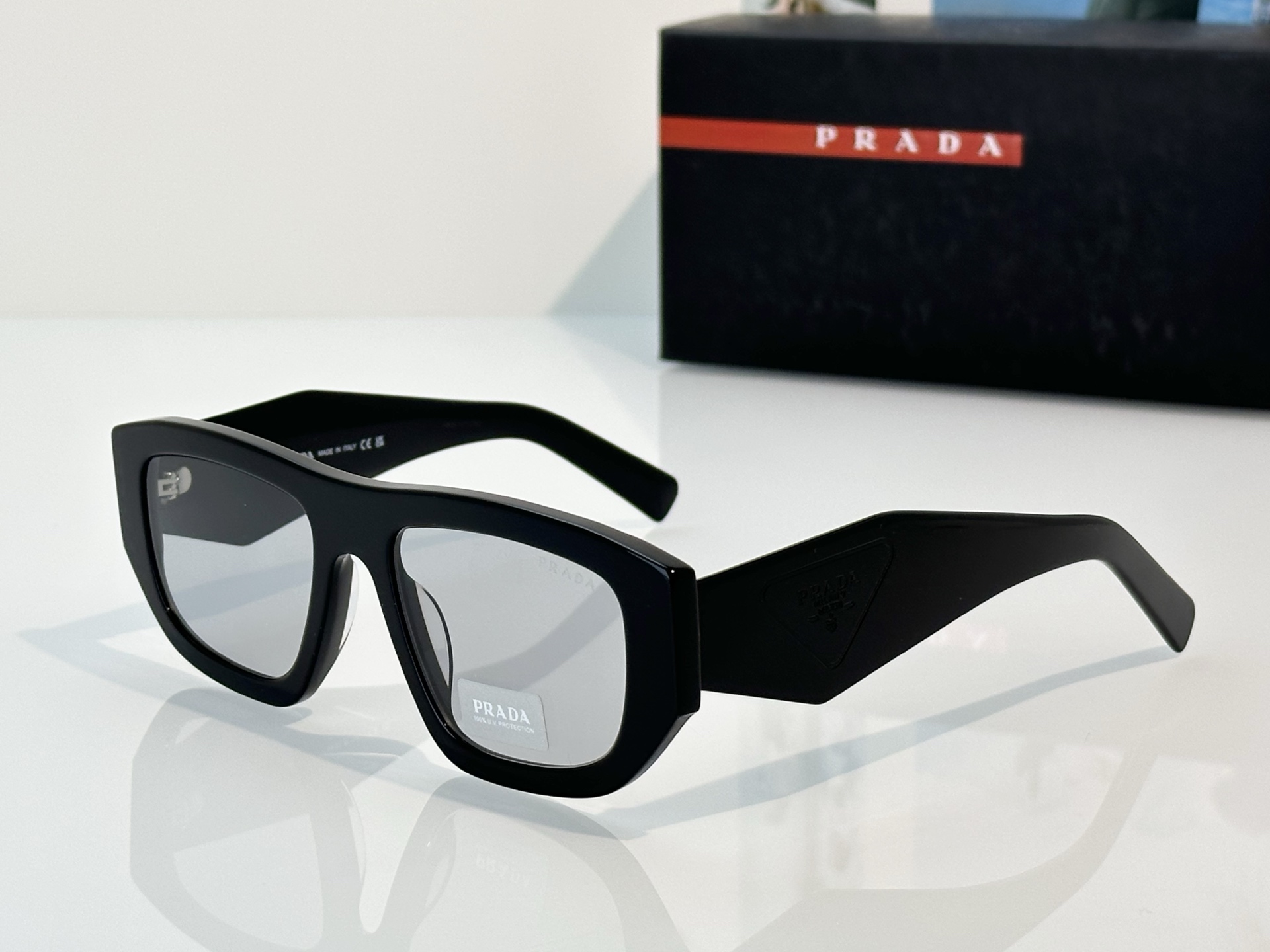 Prada Prad*