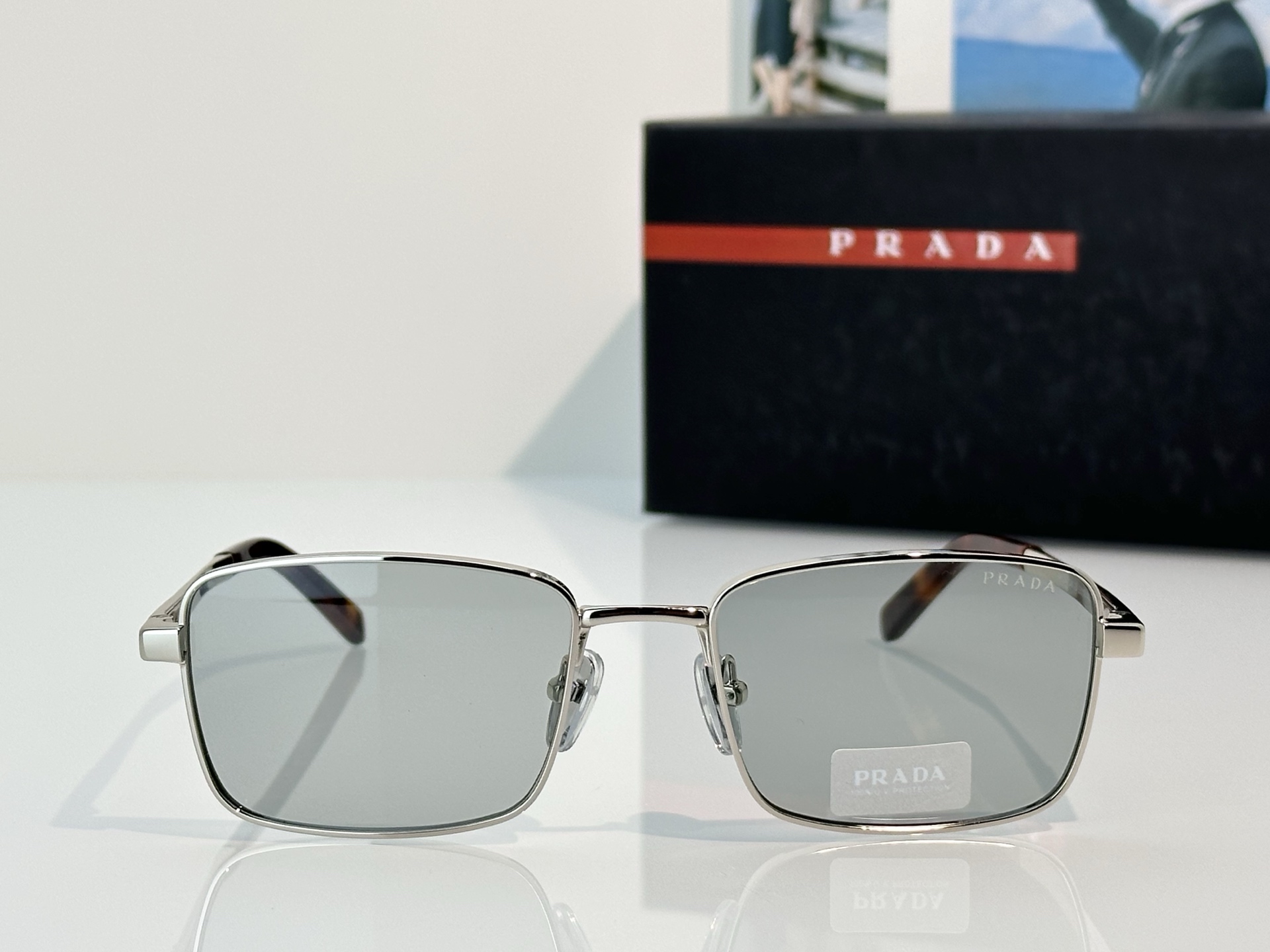 Prada Prad*