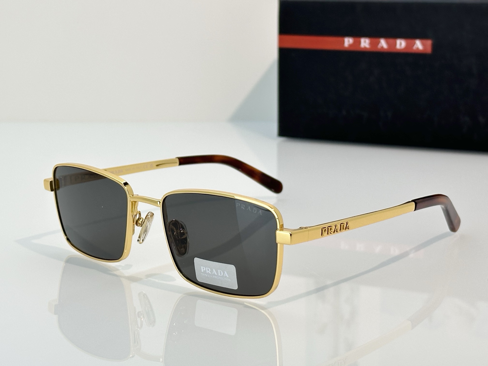 Prada Prad*