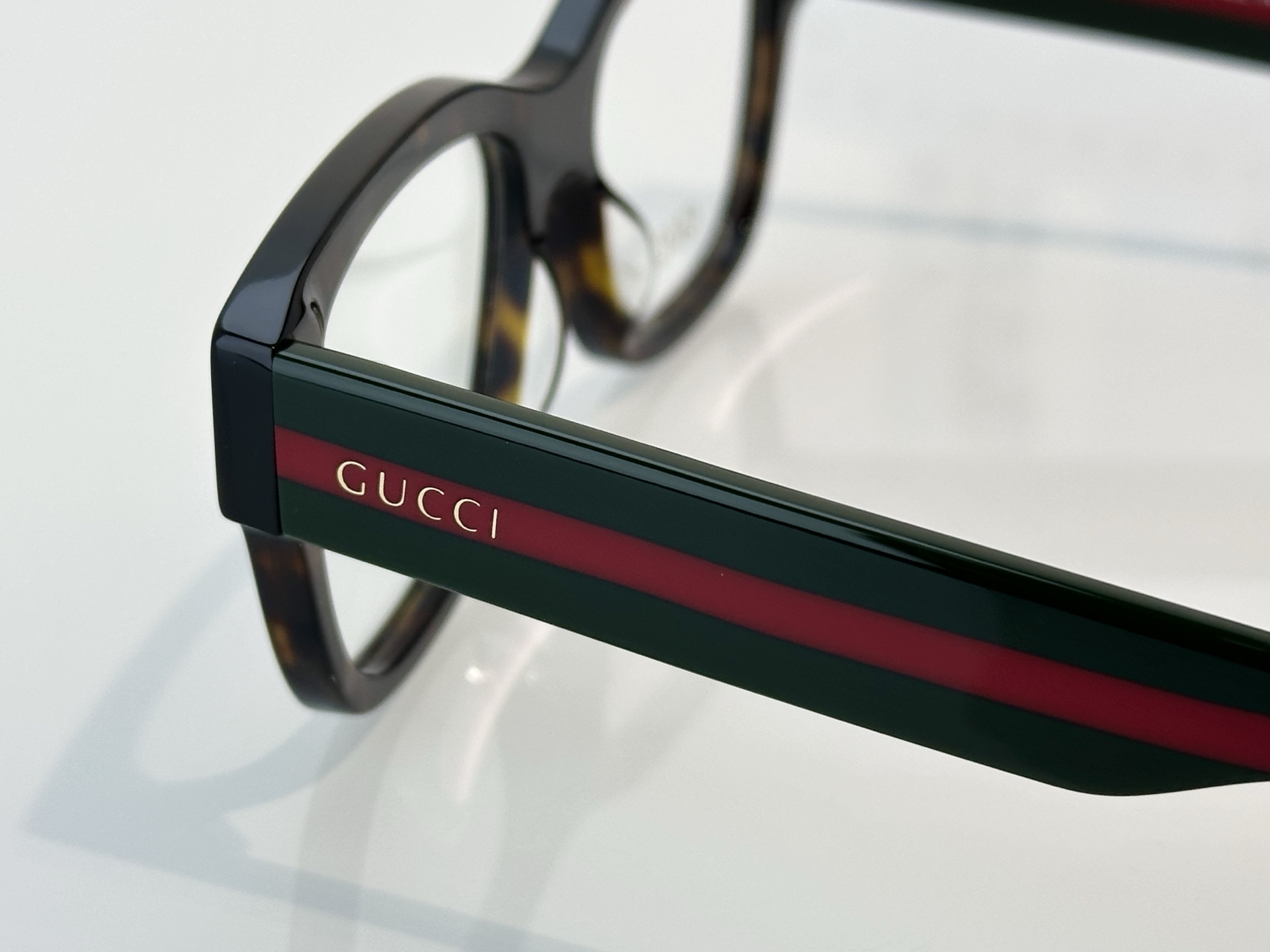 Gucci Gucc*