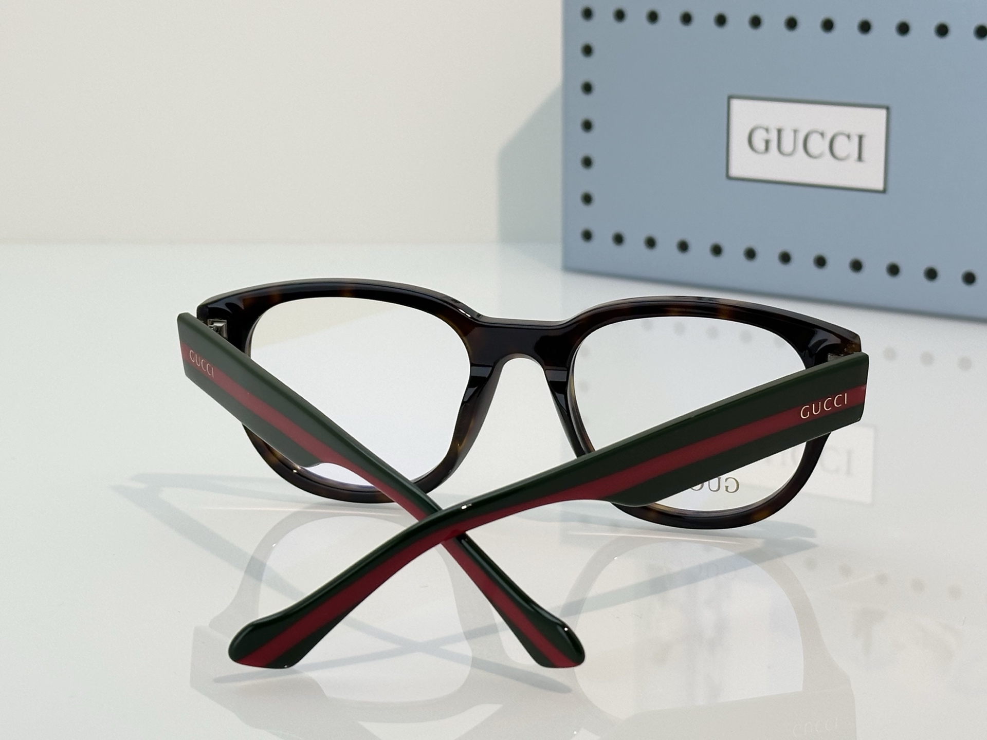 Gucci Gucc*