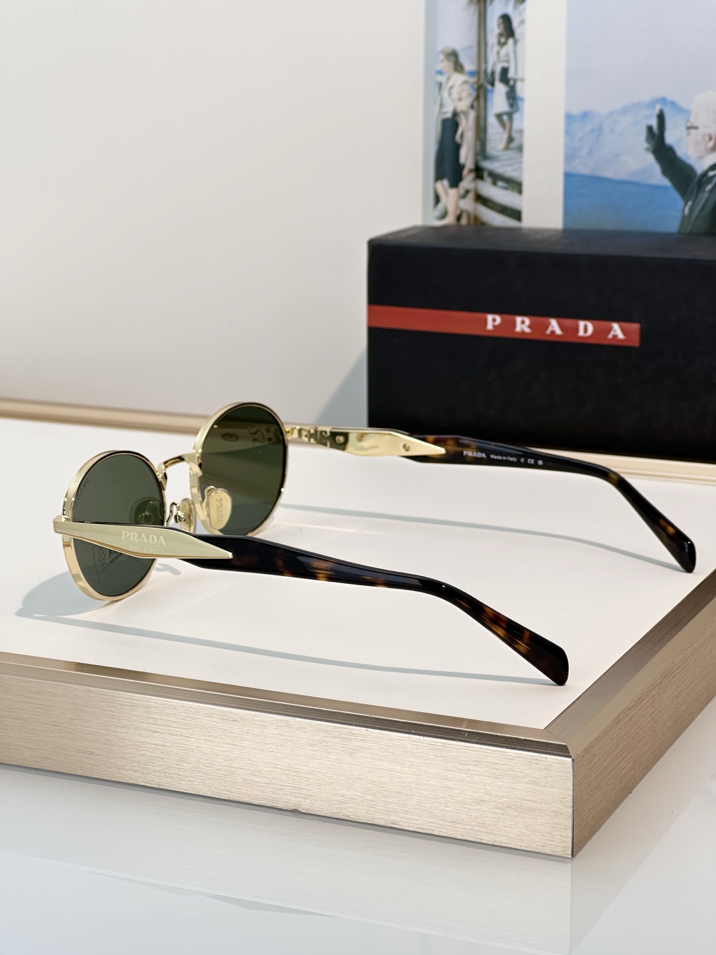 Prada Prad*