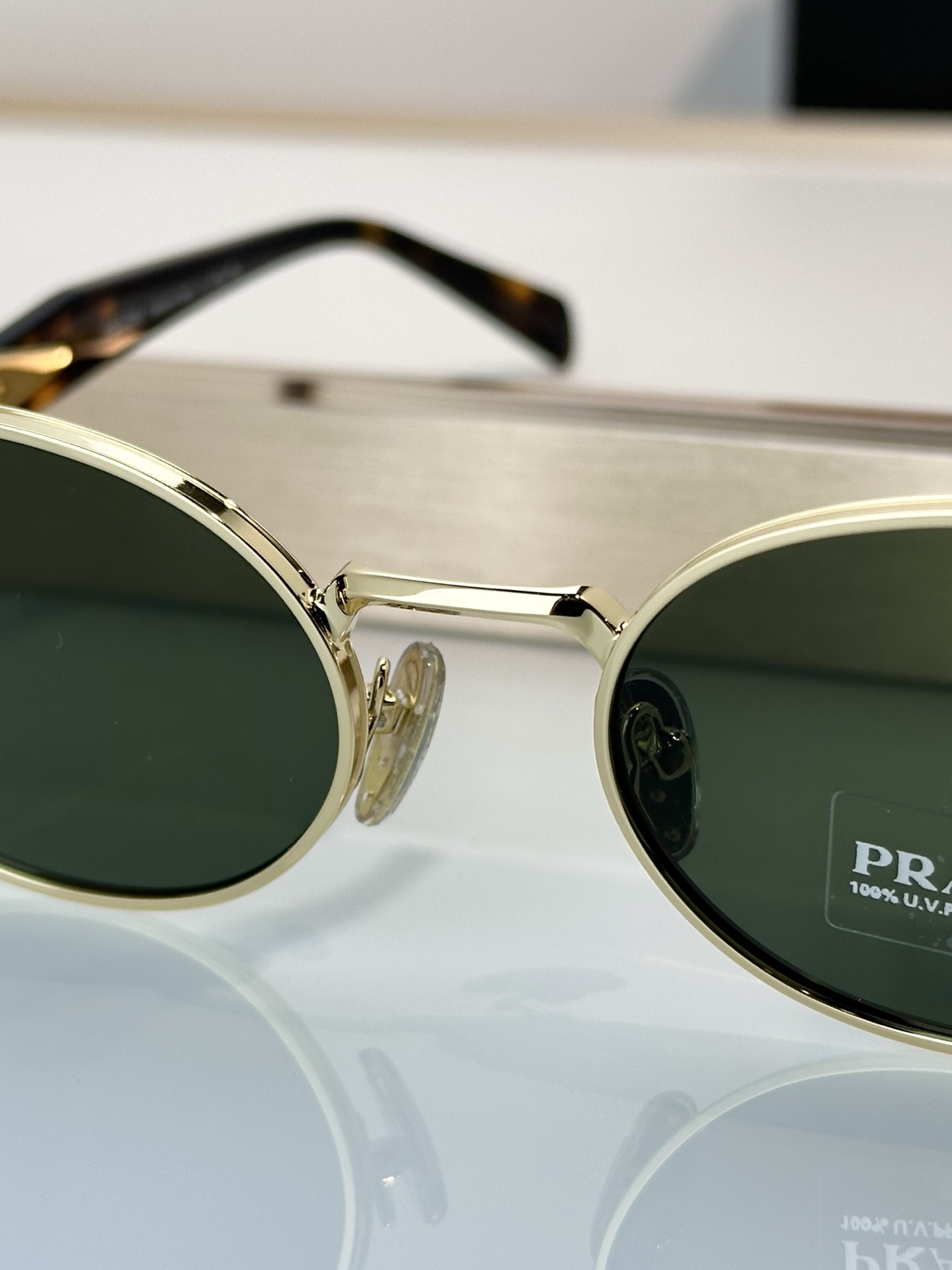 Prada Prad*