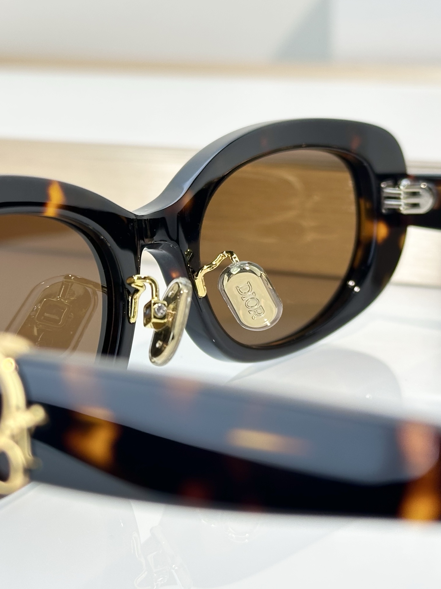 Designer Sunglasses Oblique