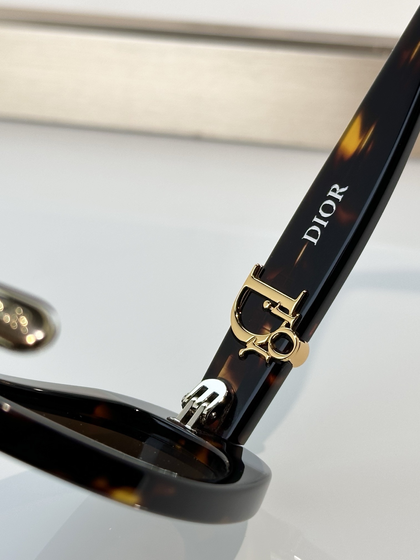 Designer Sunglasses Oblique