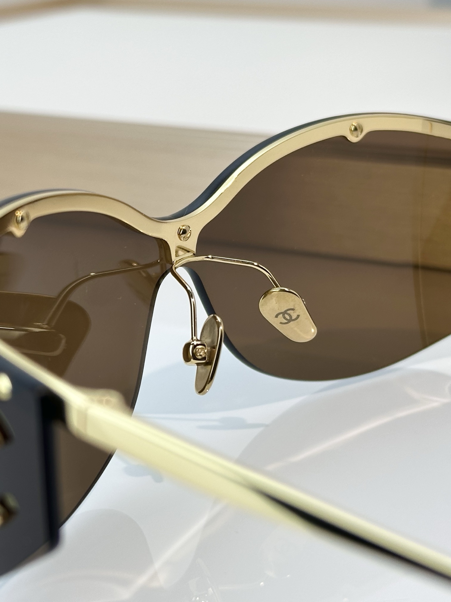 Chanel Sunglasses 9582