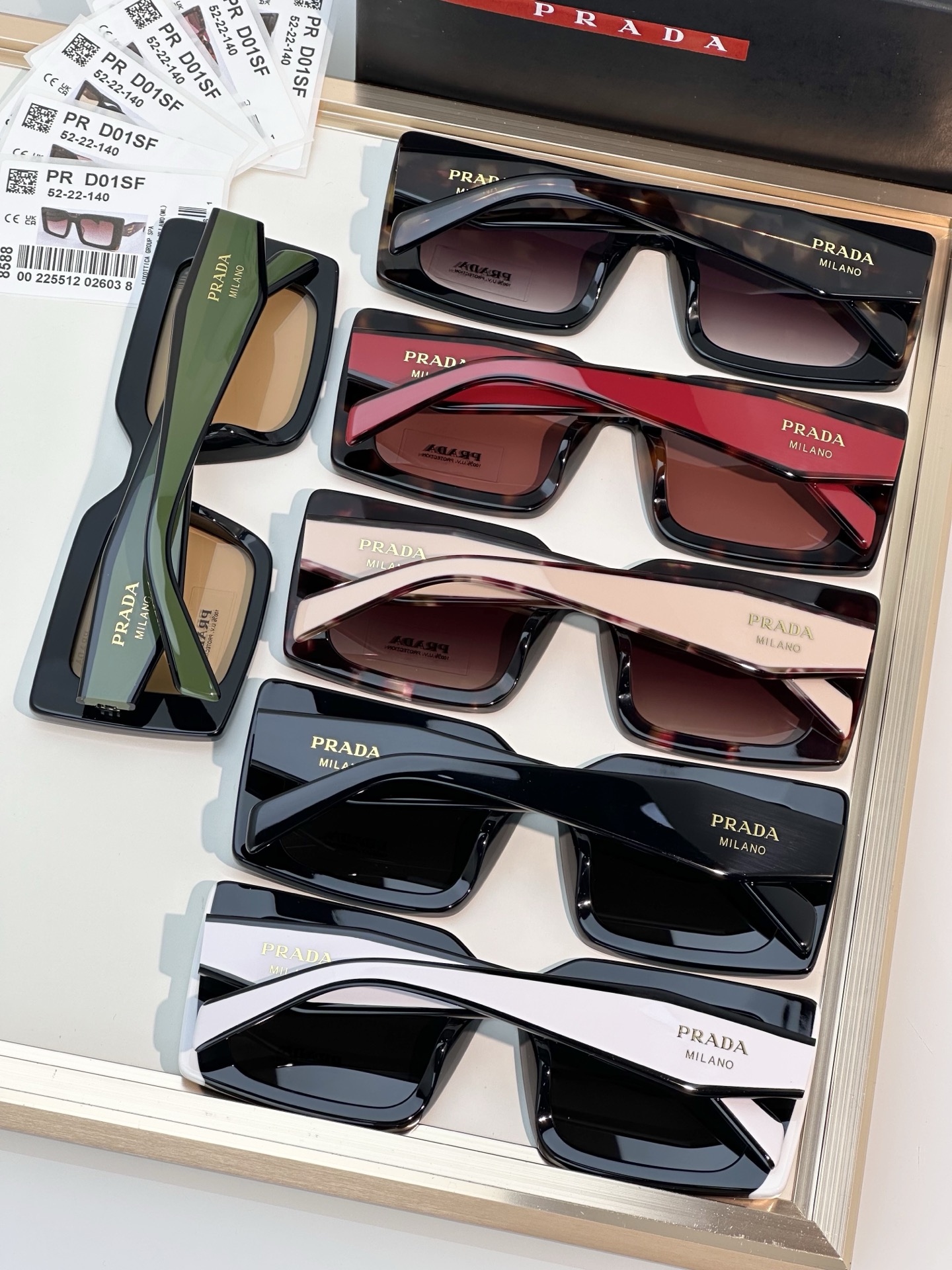 Prada Prad*