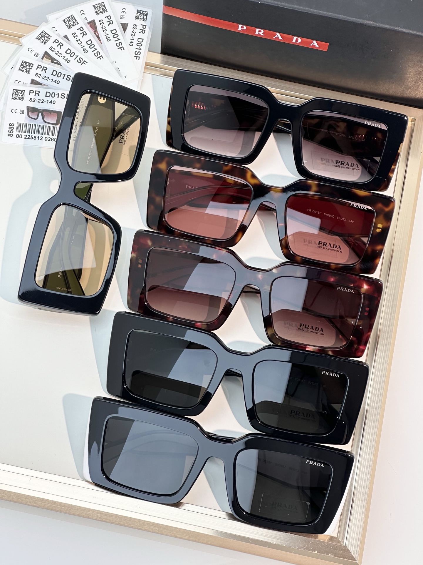 Prada Prad*