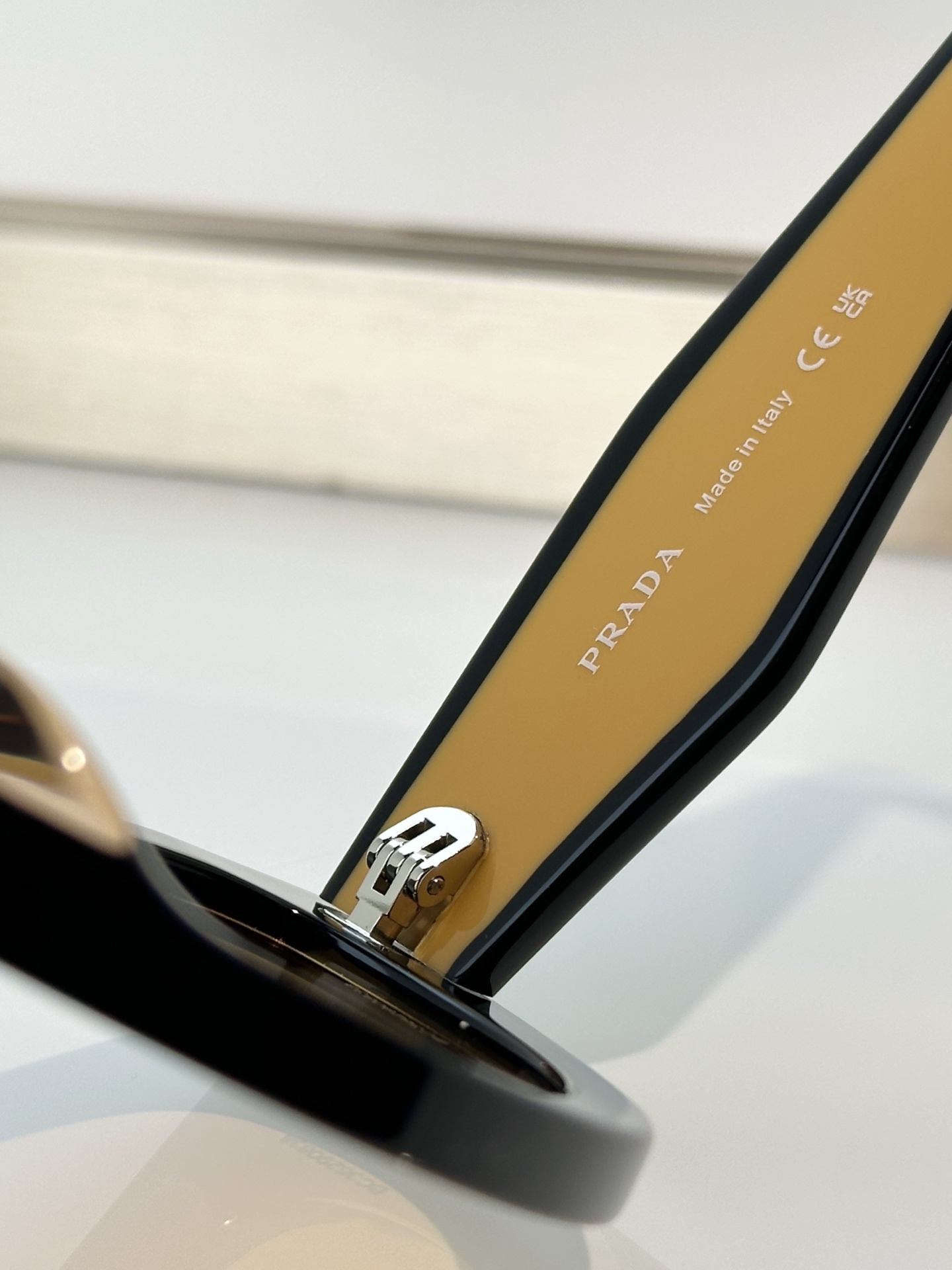 Prada Prad*