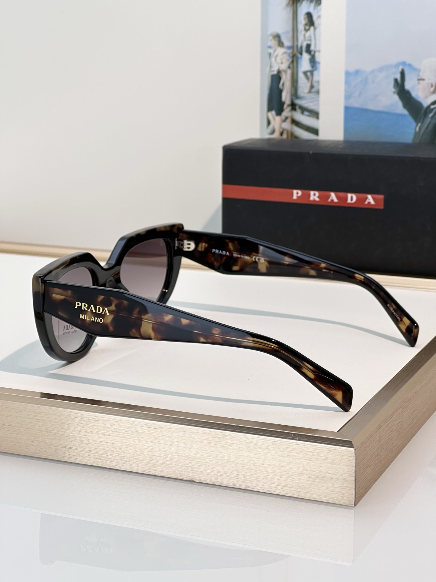 Prada Prad*